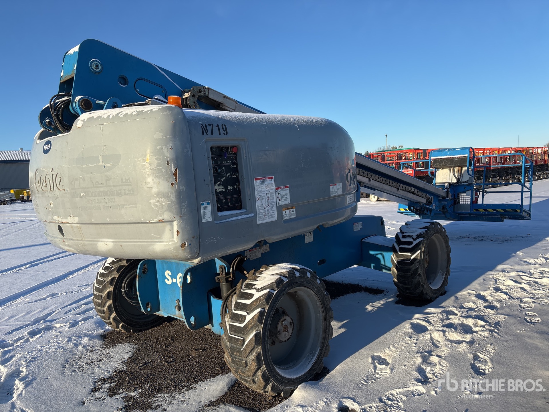 General Appearance with Bild, Ecke hinten rechts