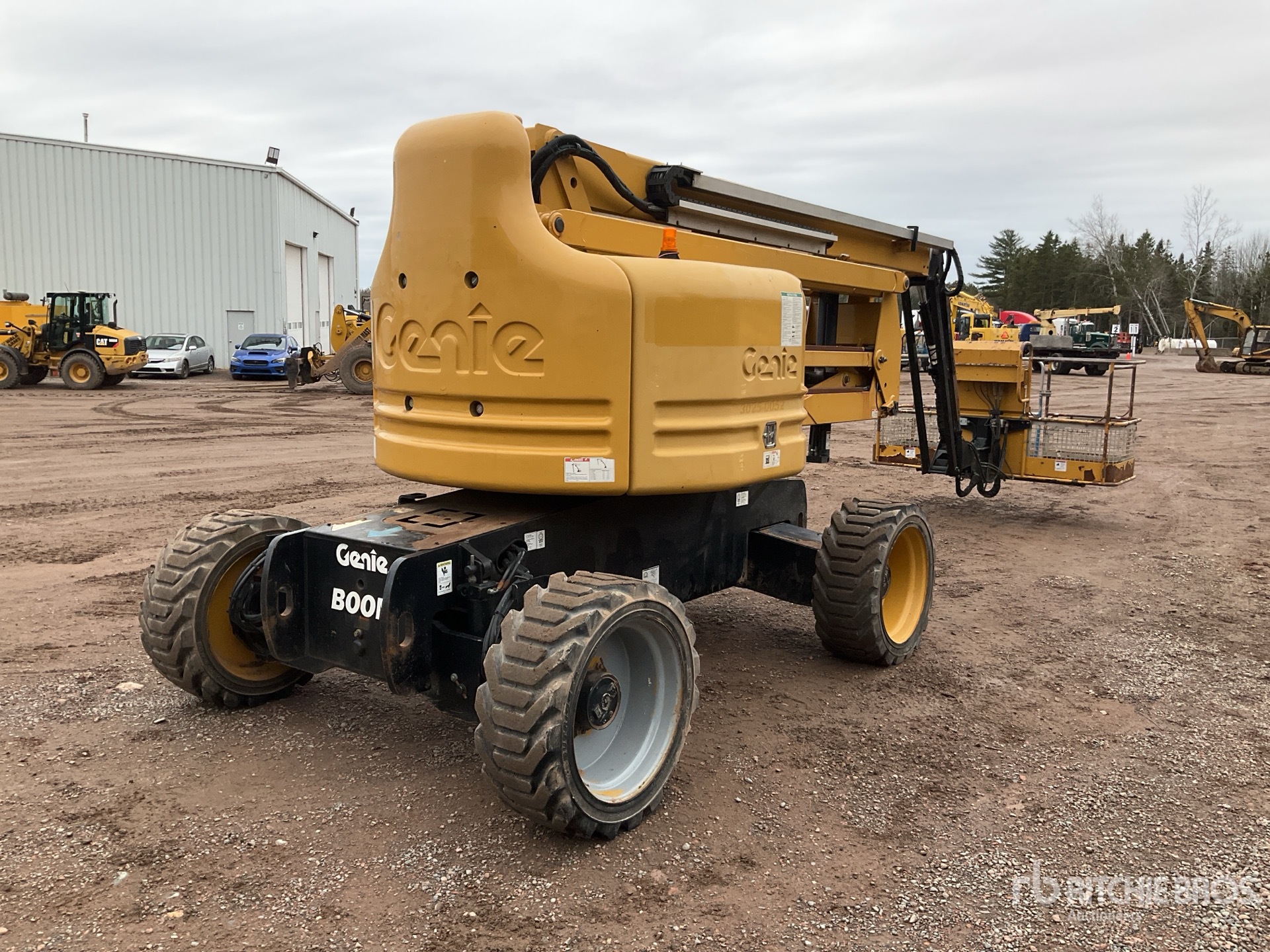 General Appearance with Imagen: esquina trasera derecha