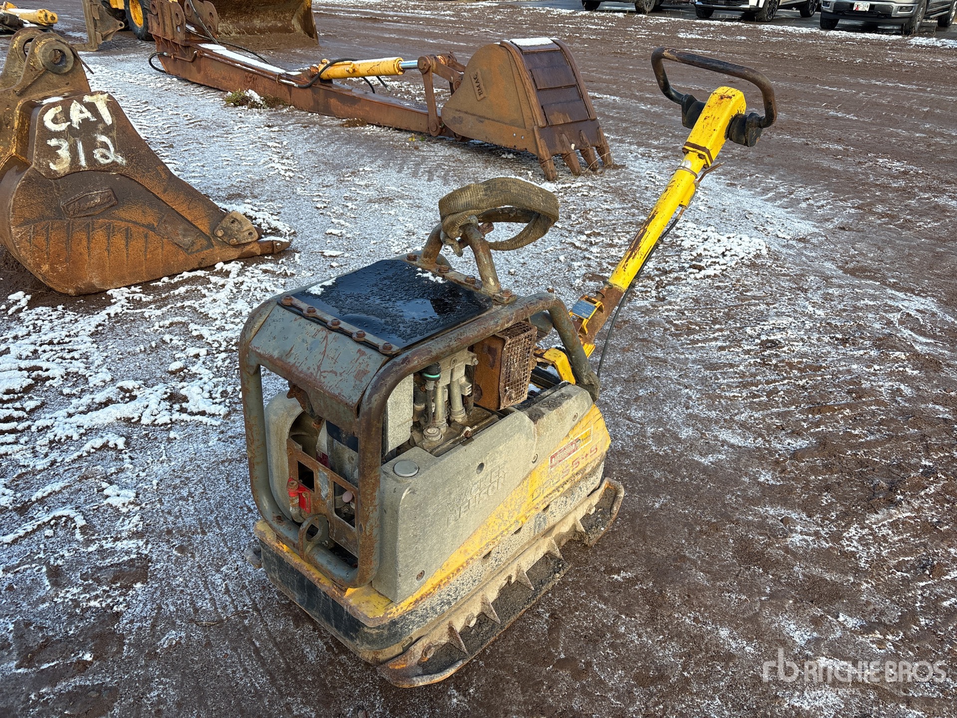 Aspect général with Image, coin avant gauche