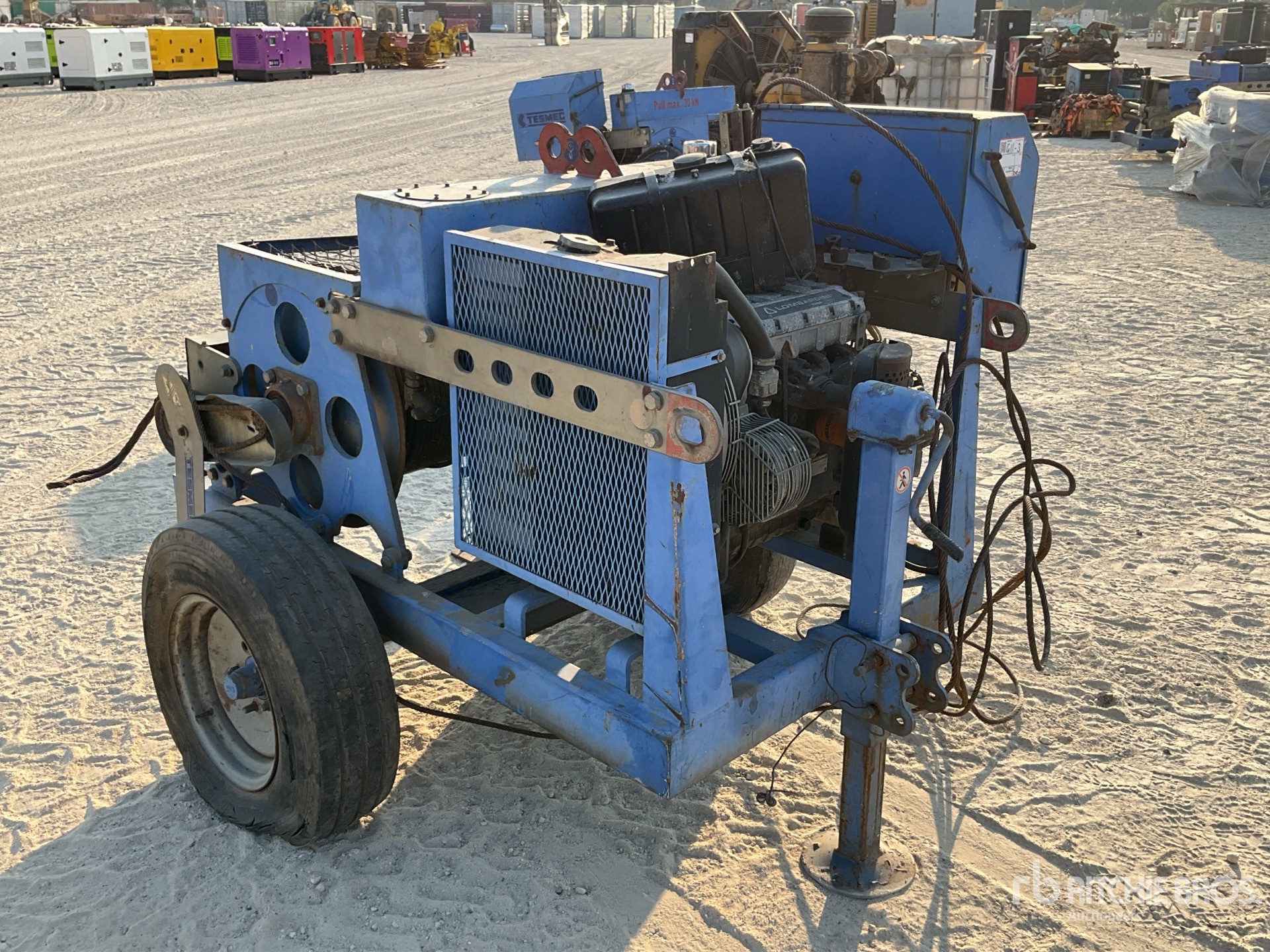 General Appearance with Foto, angolo anteriore destro