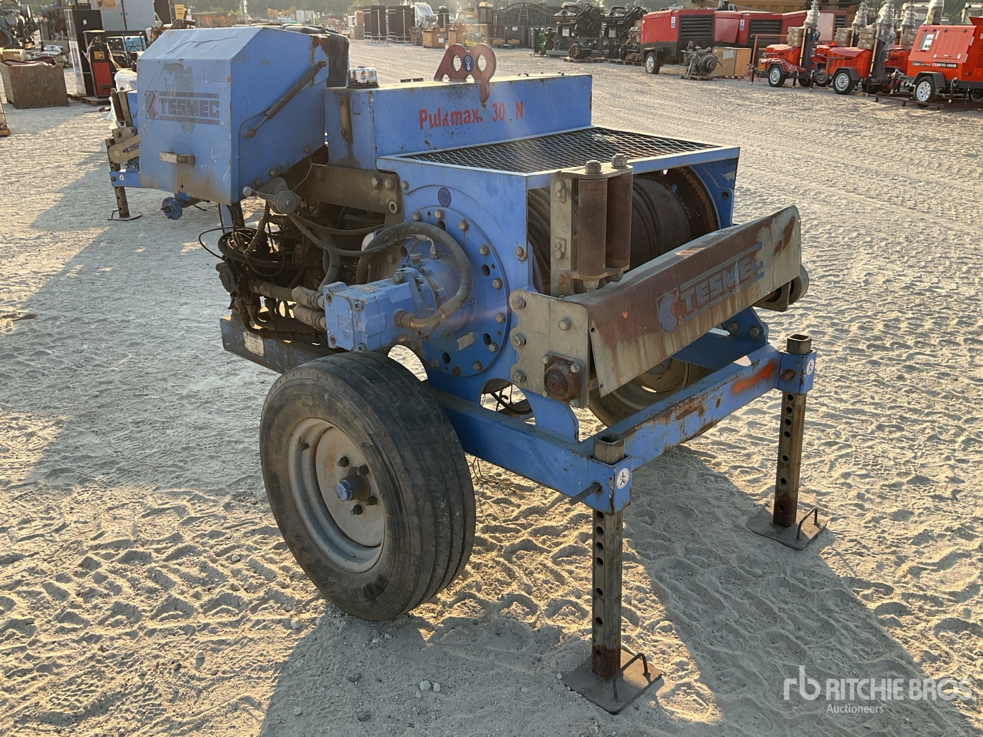 General Appearance with Foto, angolo posteriore sinistro