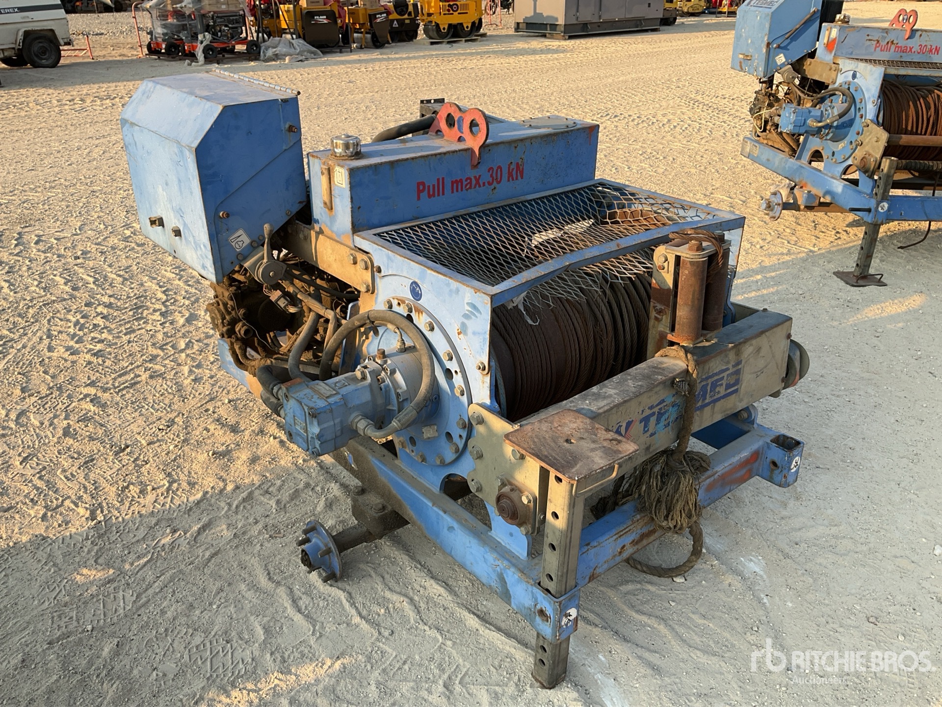 General Appearance with Foto, angolo posteriore sinistro