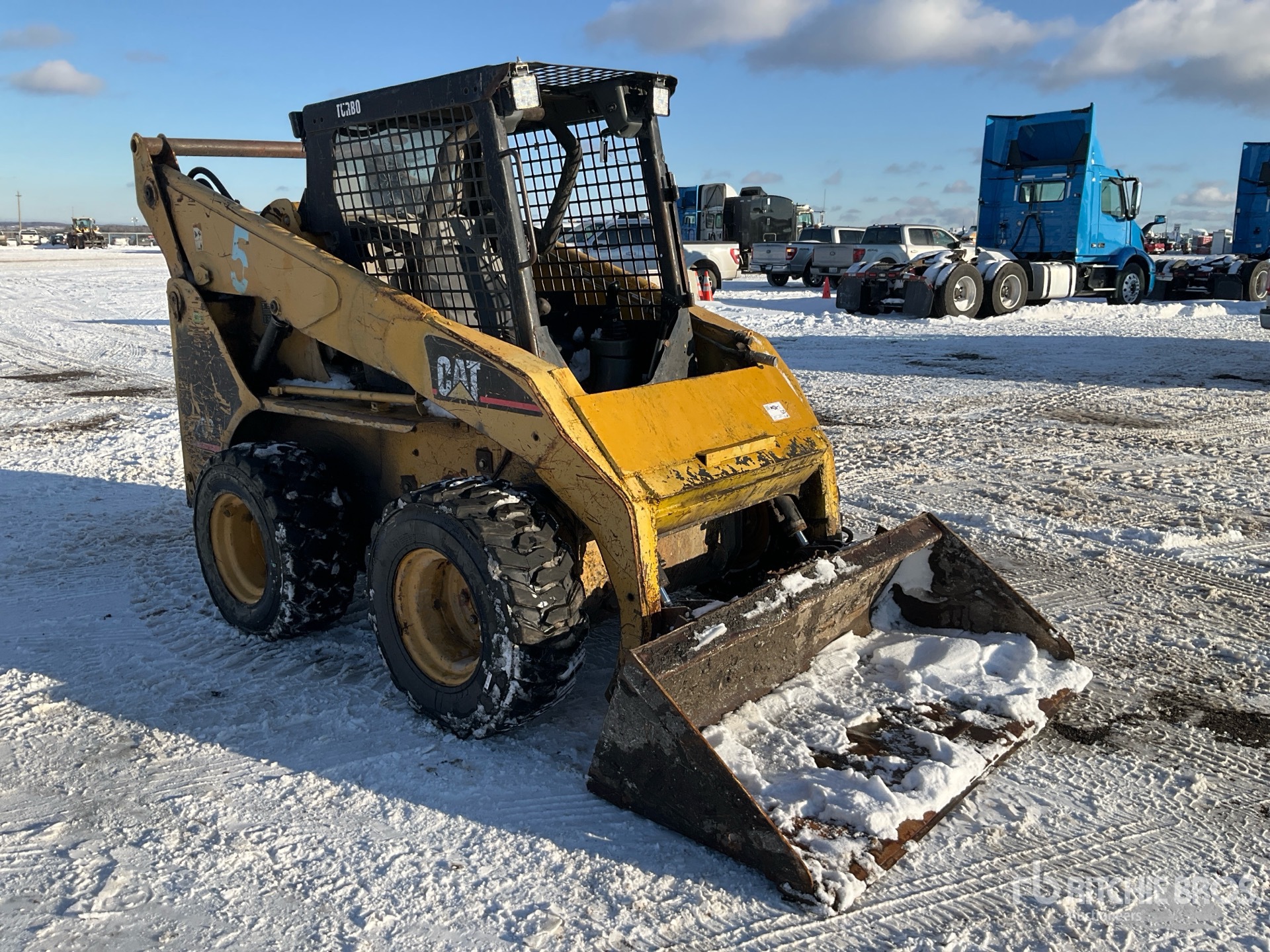 General Appearance with Picture, Right Front Corner