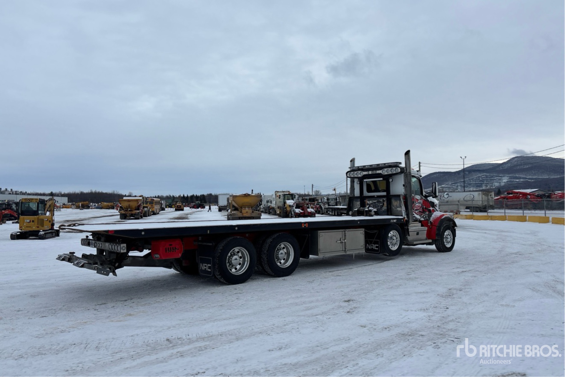 General Appearance with Image, coin arrière droit