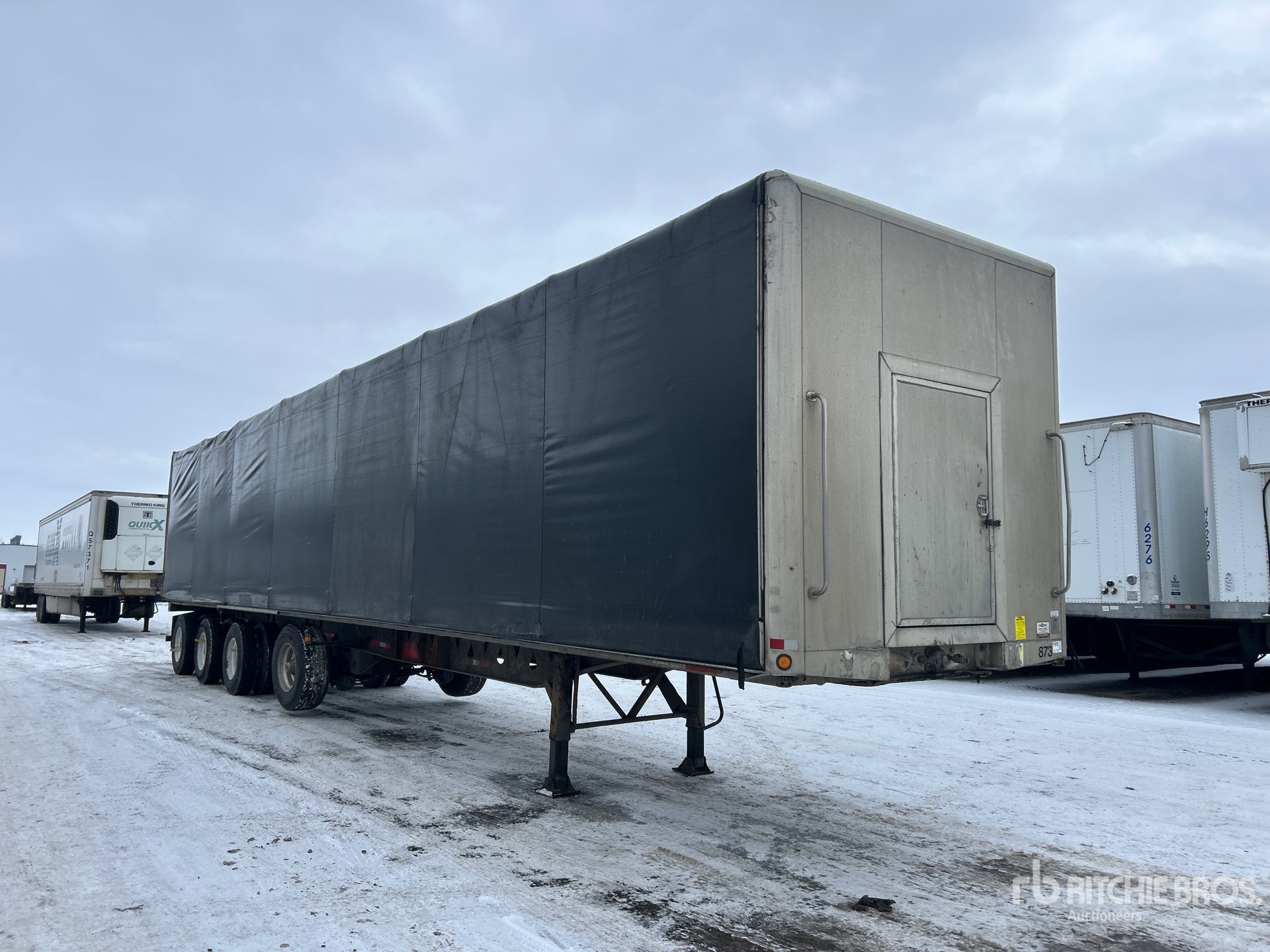 General Appearance with Image, coin avant droit