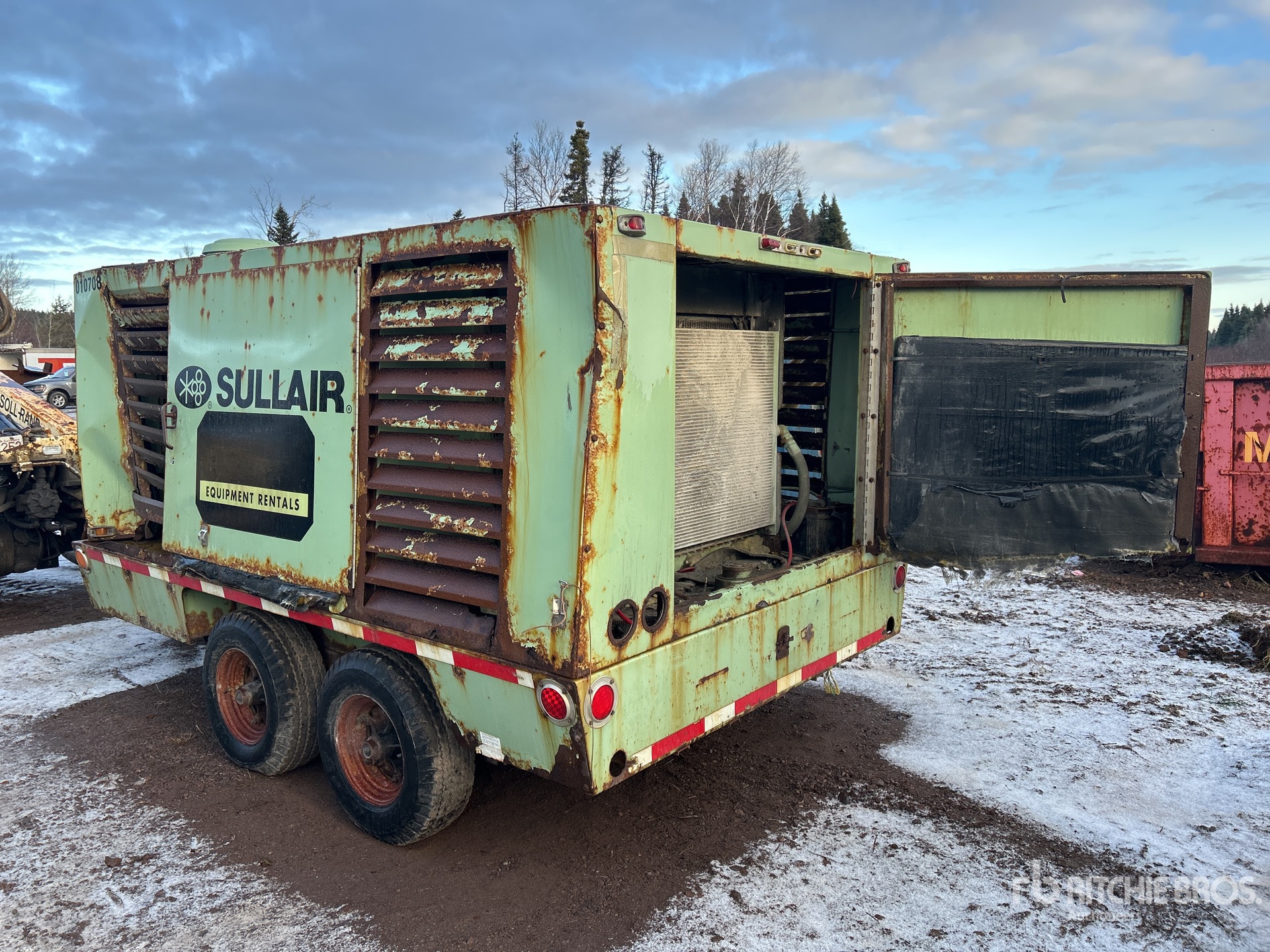 General Appearance with Picture, Left Rear Corner