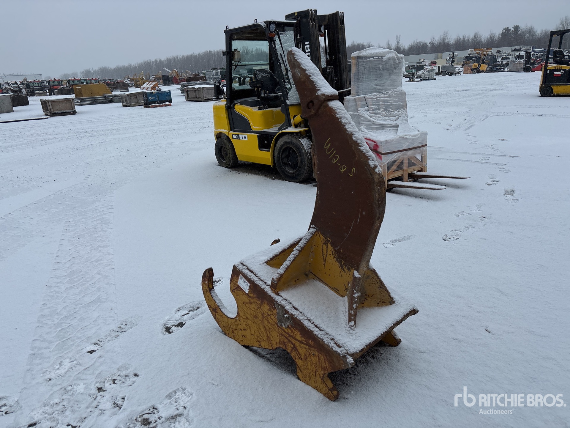 Aspect général with Image, coin arrière gauche