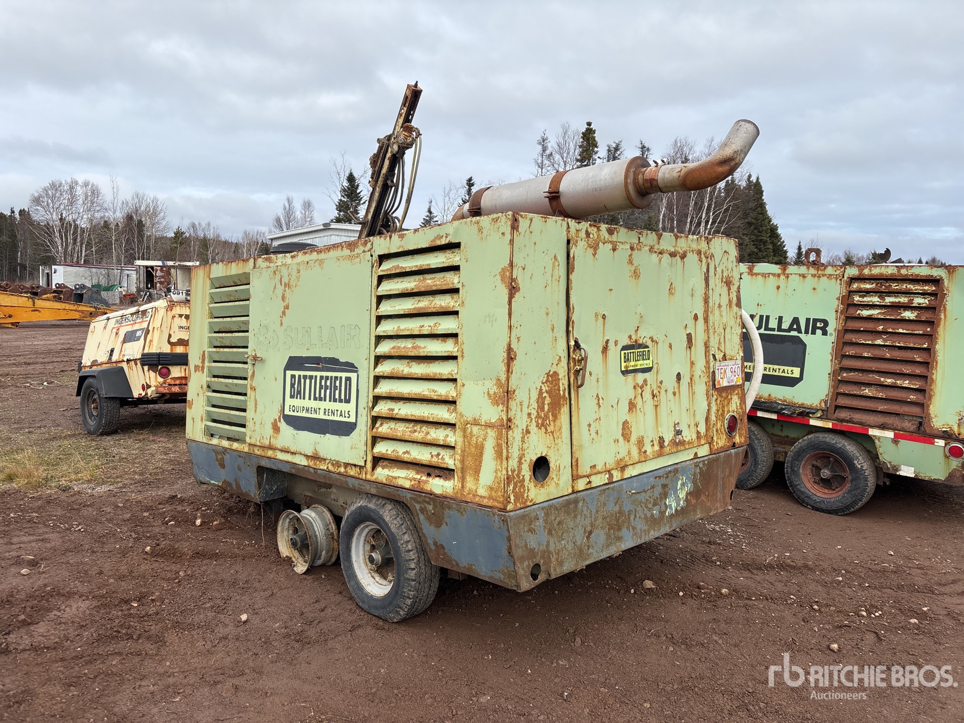 General Appearance with Picture, Left Rear Corner