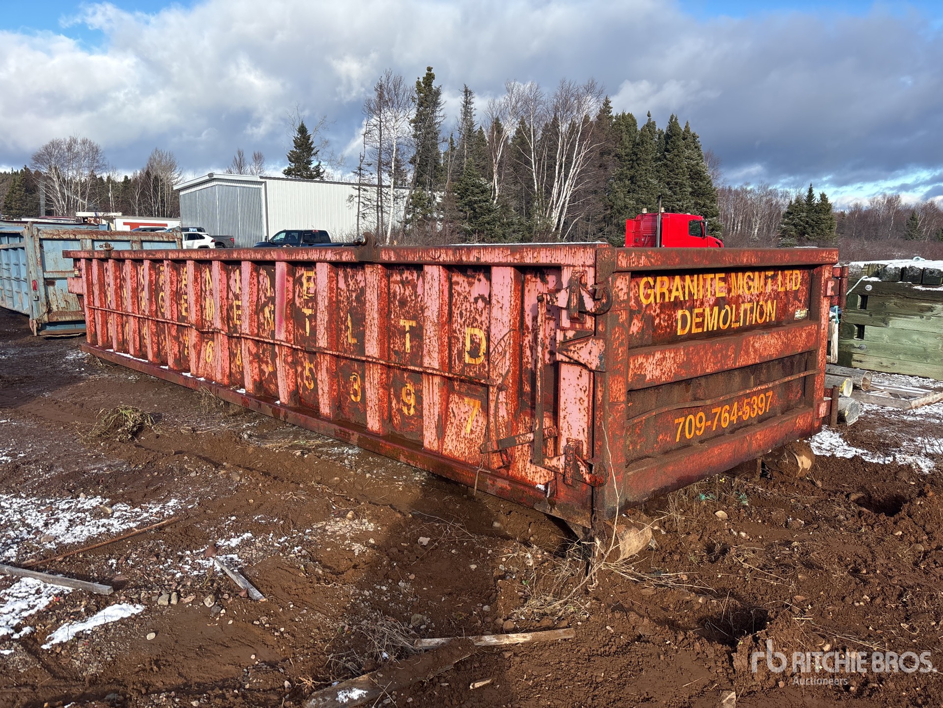 General Appearance with Picture, Left Rear Corner