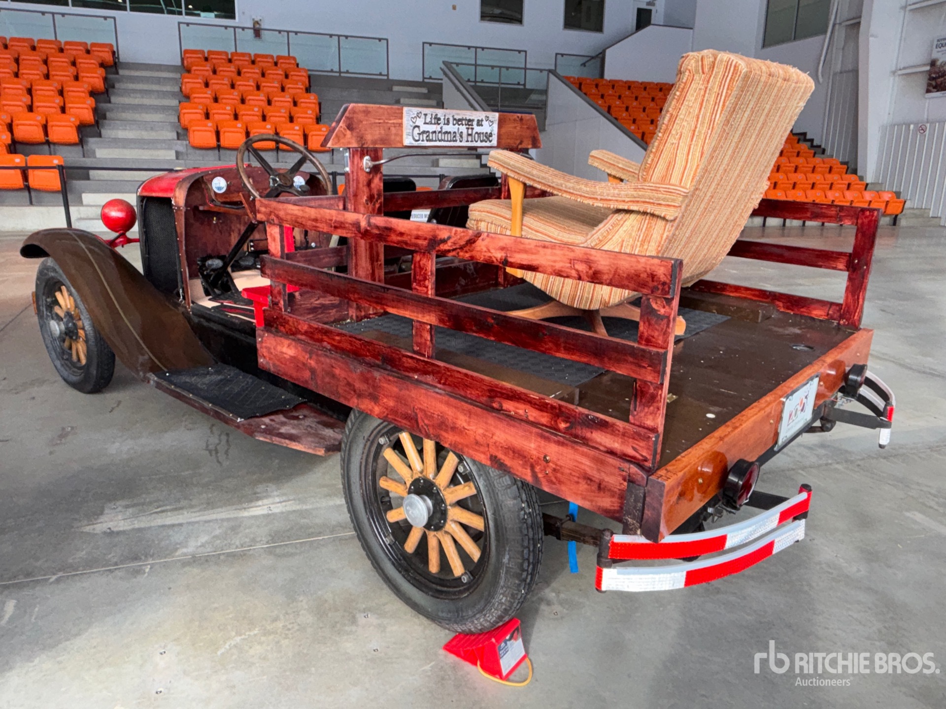 General Appearance with Picture, Left Rear Corner