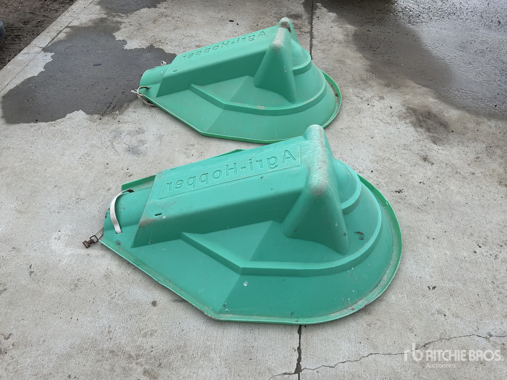 General Appearance with Featured Photo