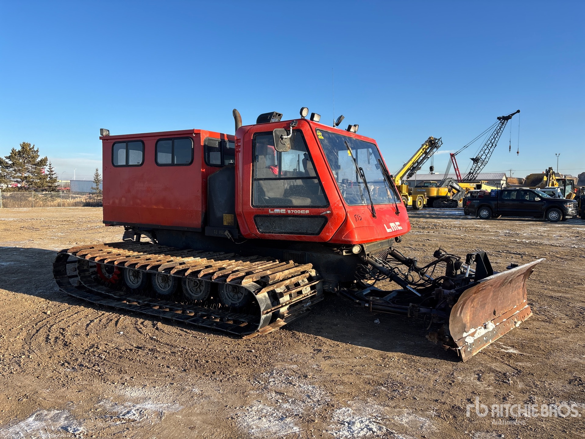 General Appearance with Bild, Ecke vorne rechts