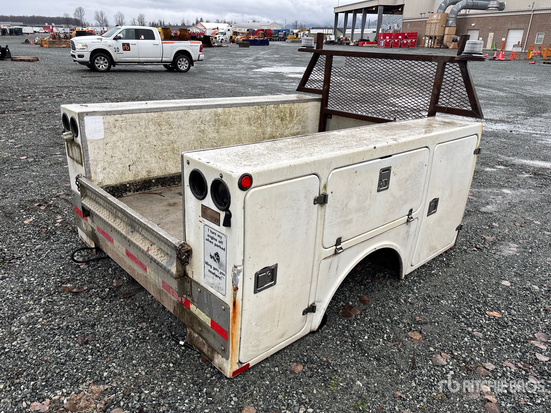 General Appearance with Picture, Right Rear Corner