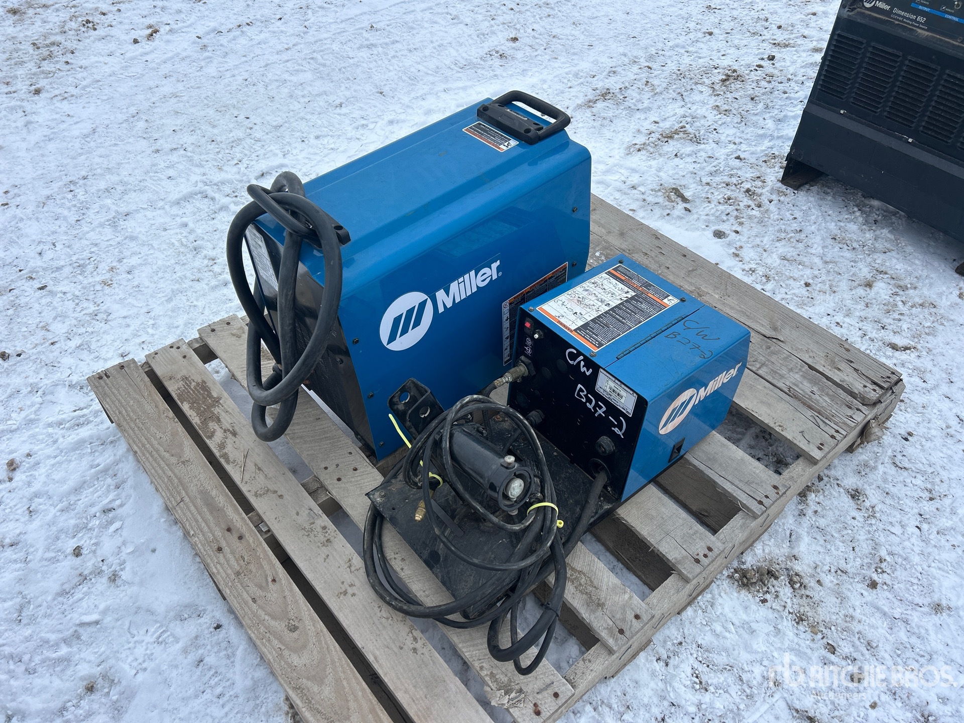 General Appearance with Image, coin avant gauche