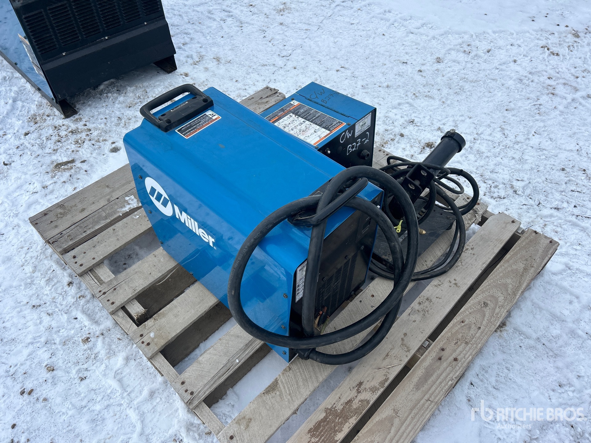 General Appearance with Image, coin avant droit