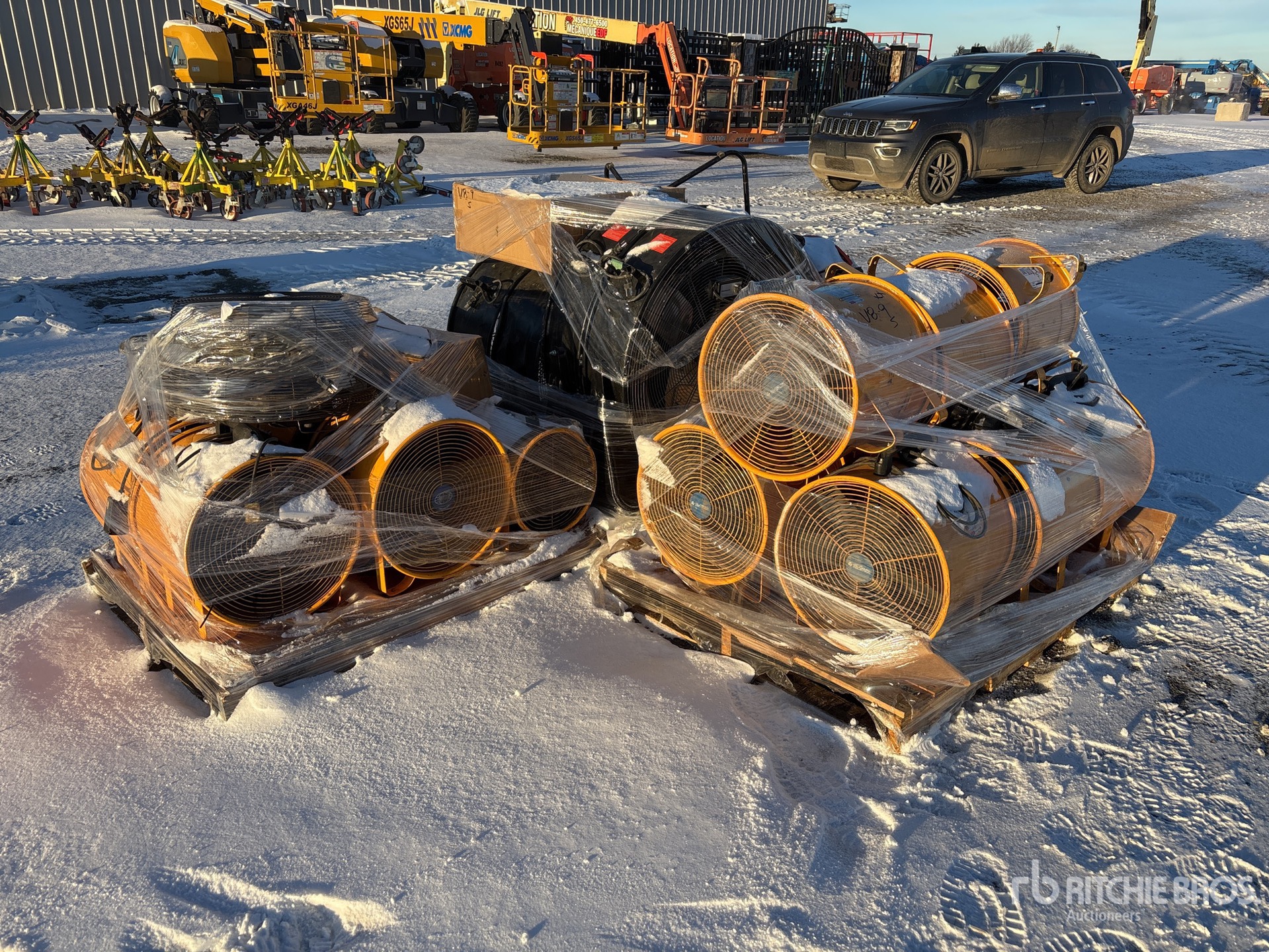 General Appearance with Picture, Right Front Corner