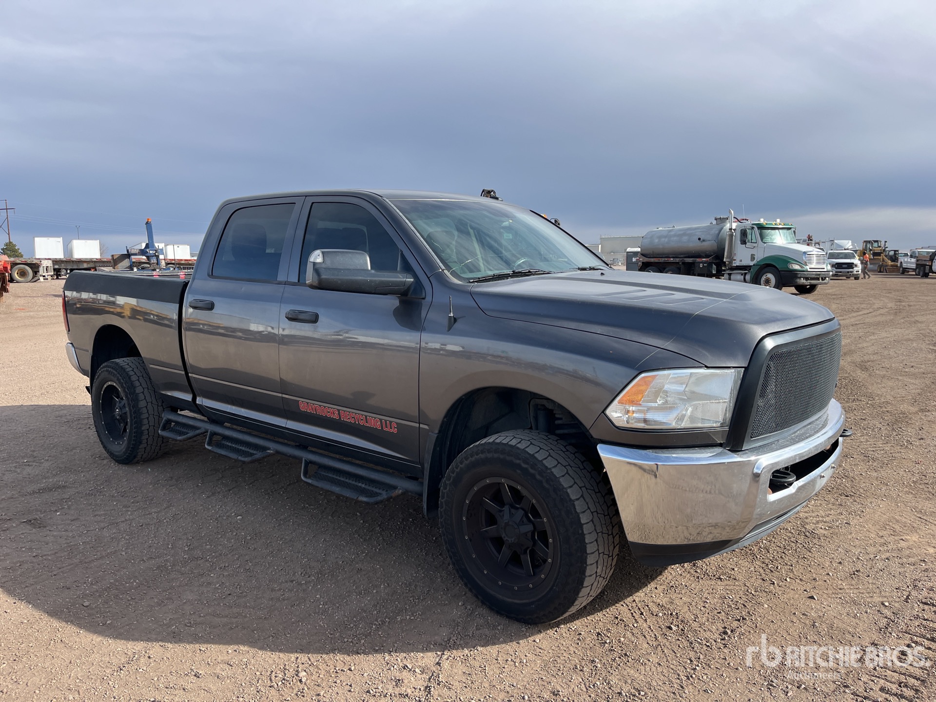 General Appearance with Picture, Right Front Corner