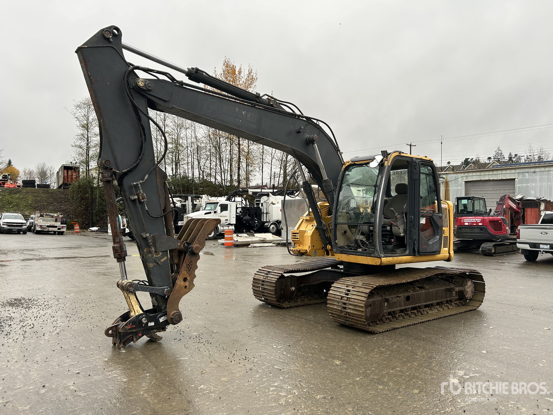 General Appearance with Picture, Left Front Corner