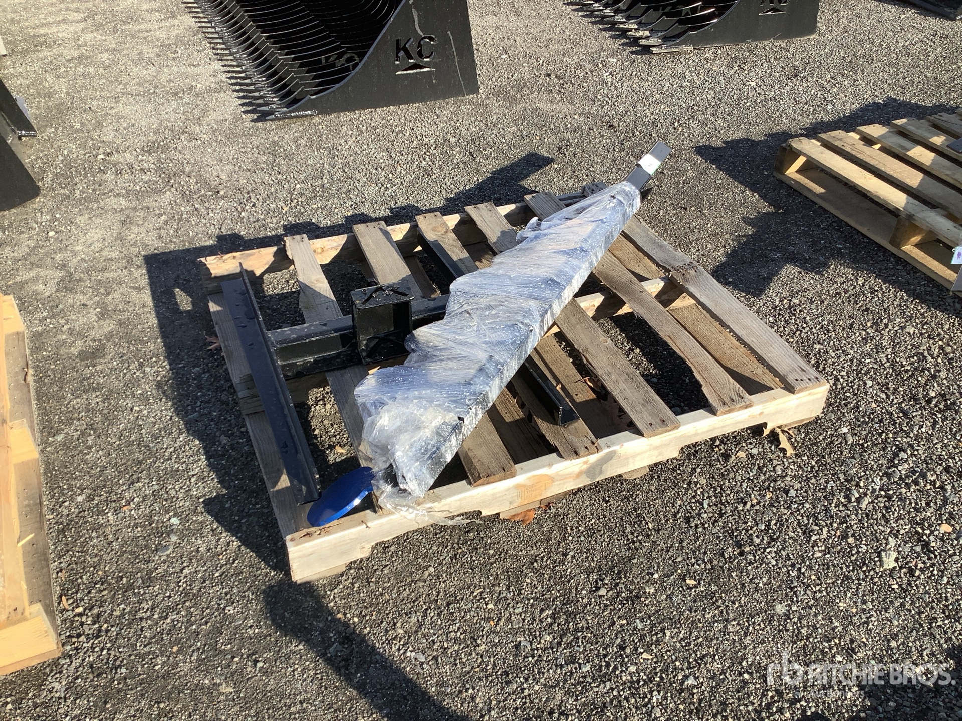 General Appearance with Featured Photo