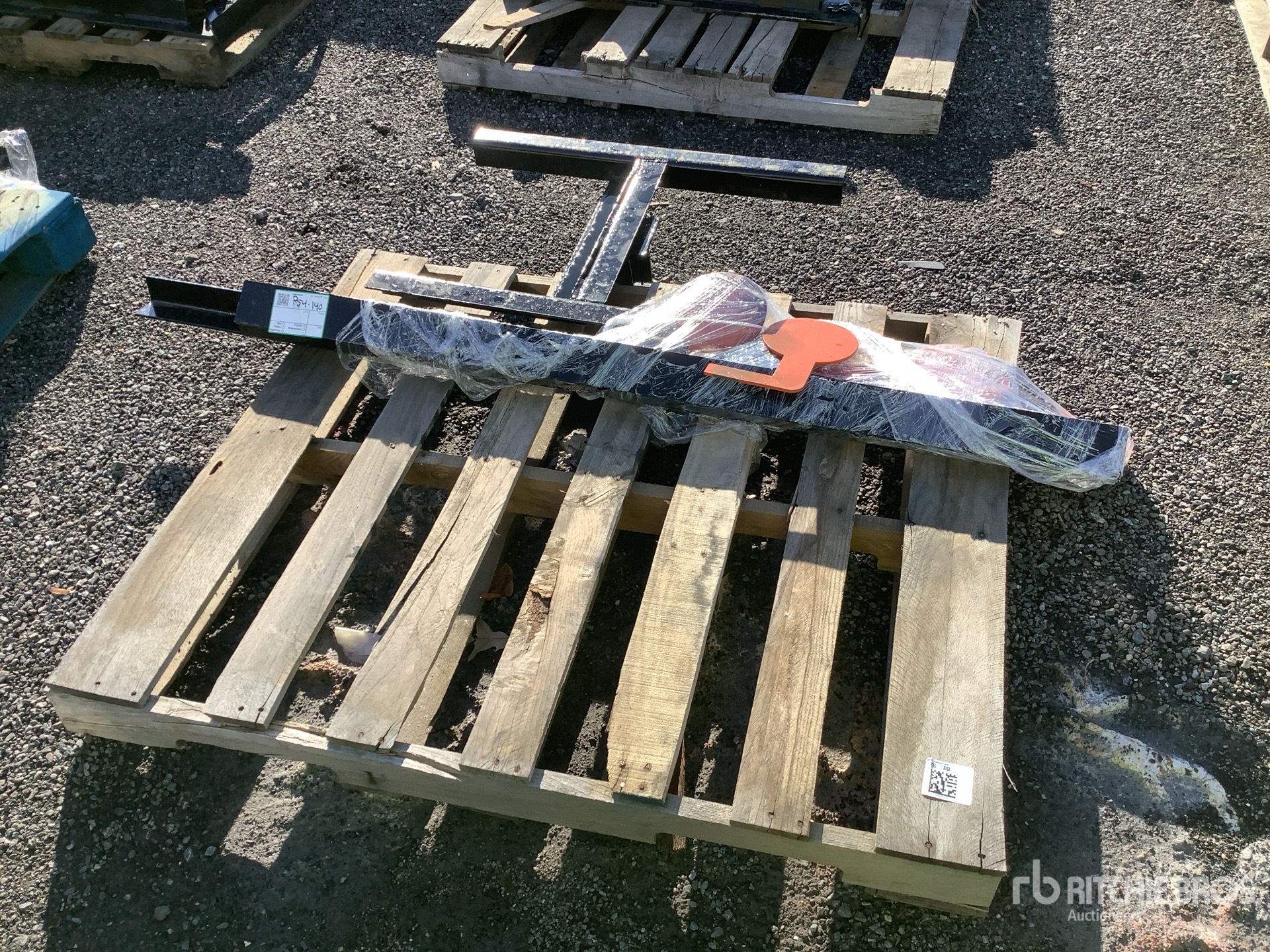 General Appearance with Featured Photo