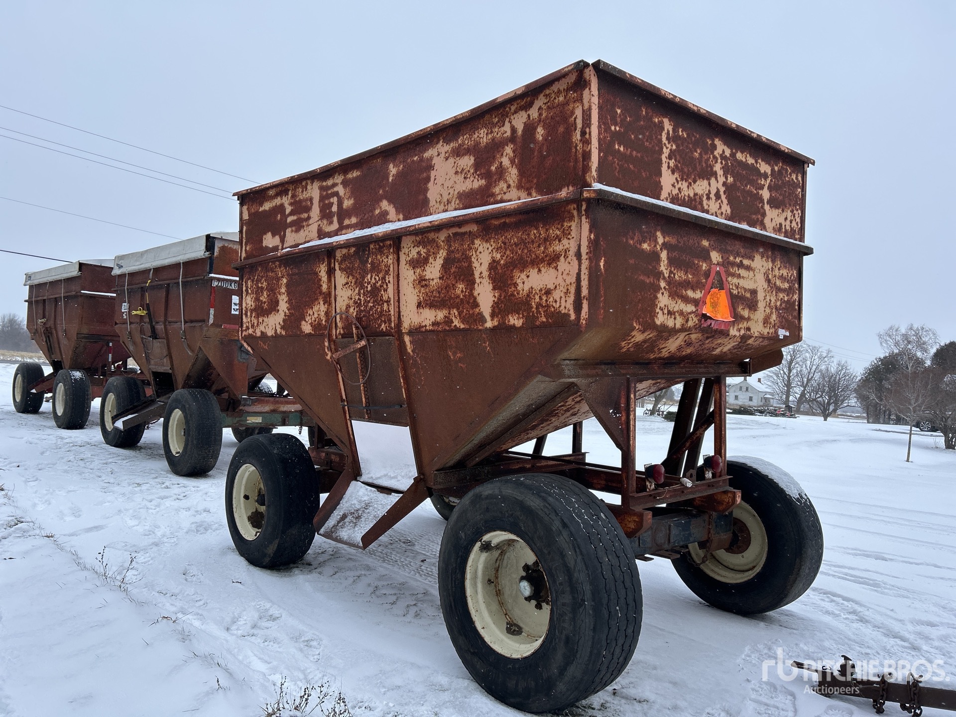 General Appearance with Bild, Ecke hinten links