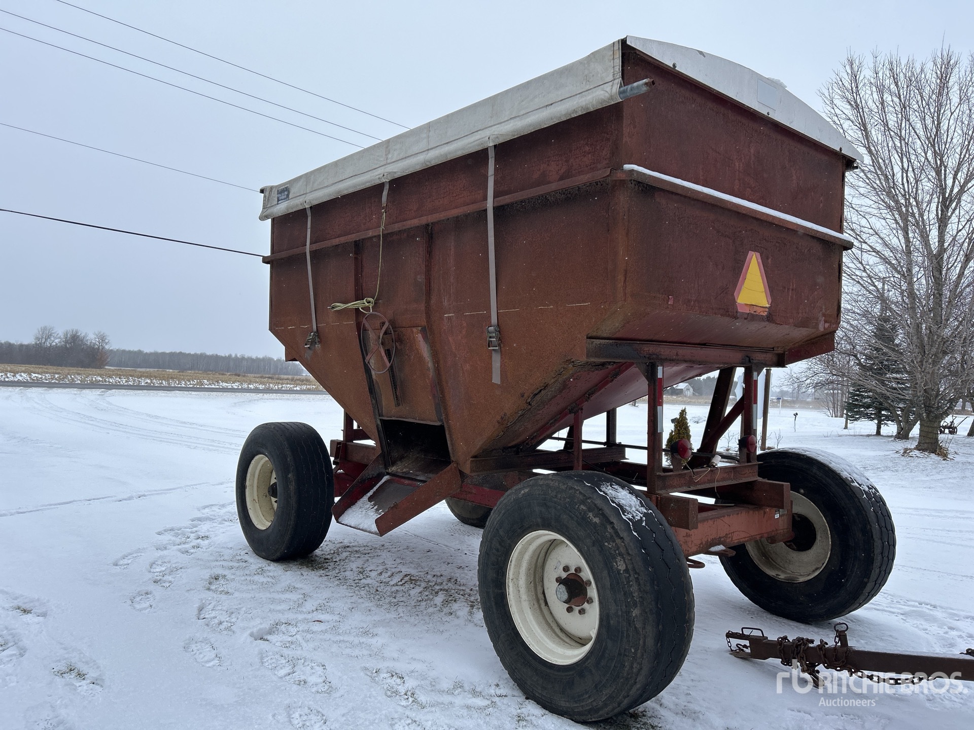 General Appearance with Bild, Ecke hinten links