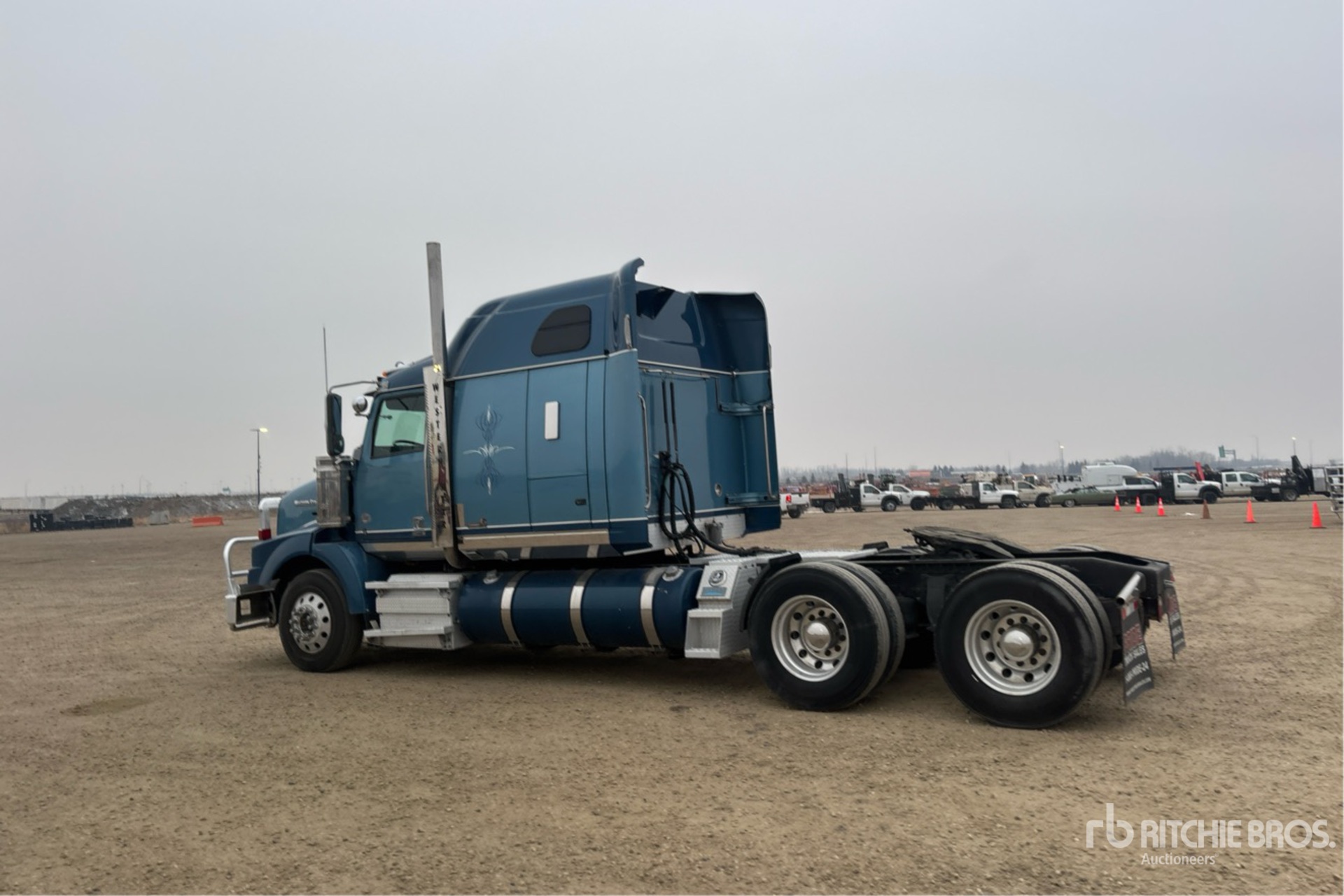 General Appearance with Picture, Left Rear Corner