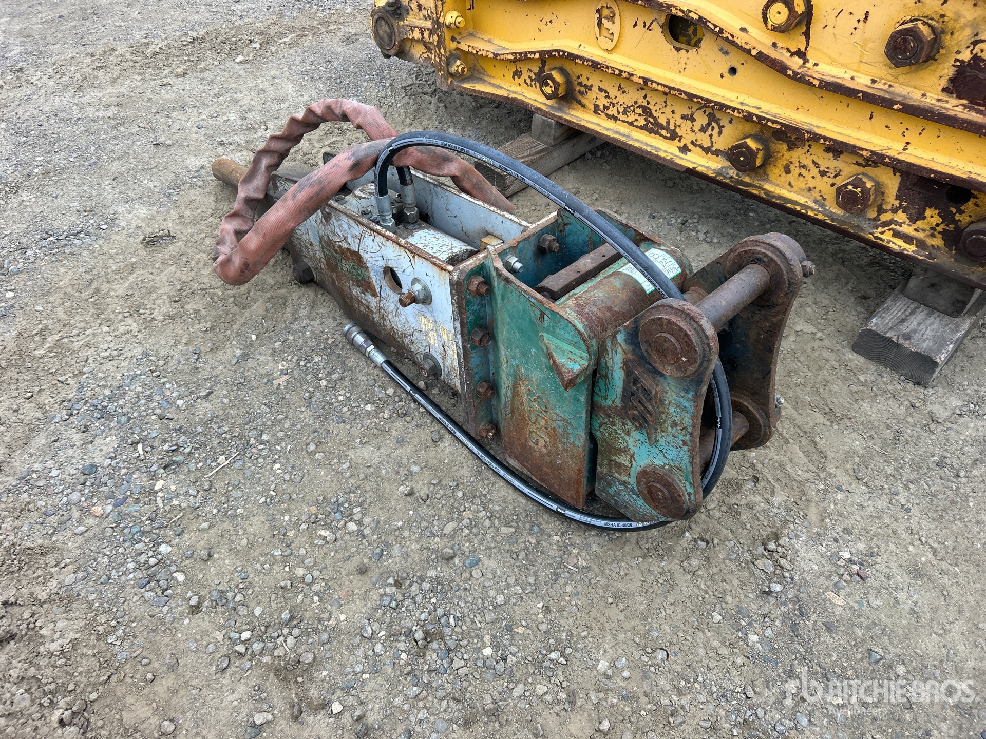 General Appearance with Bild, Ecke hinten links