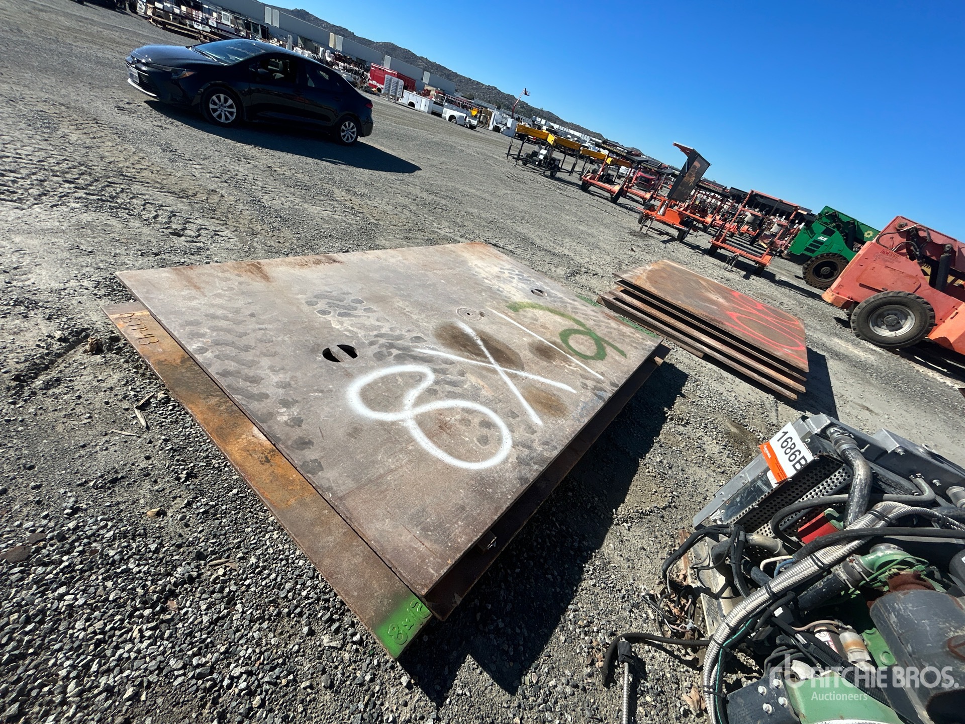 General Appearance with Foto, angolo posteriore sinistro