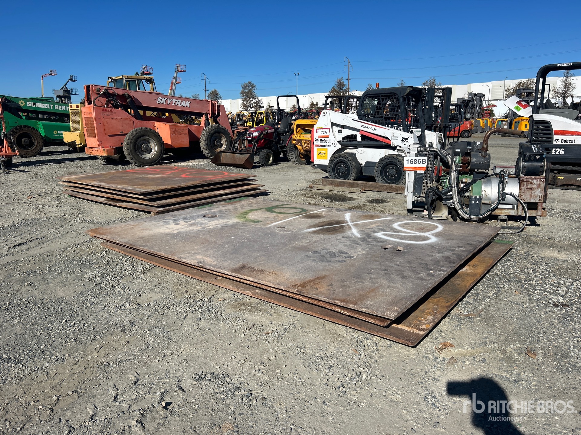 General Appearance with Foto, angolo anteriore sinistro