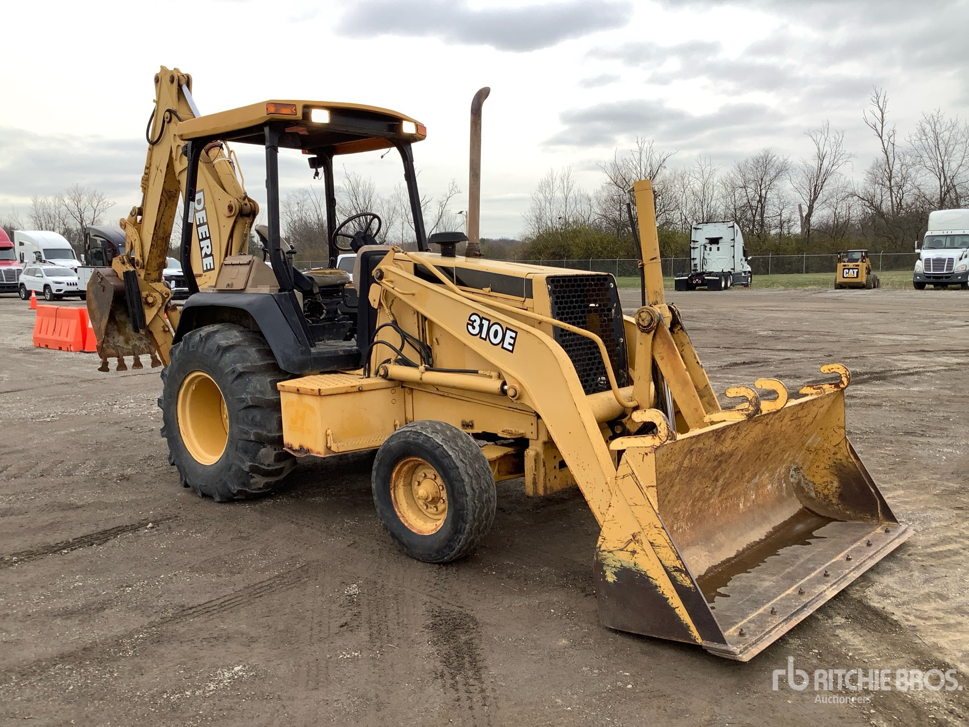 General Appearance with Bild, Ecke vorne rechts