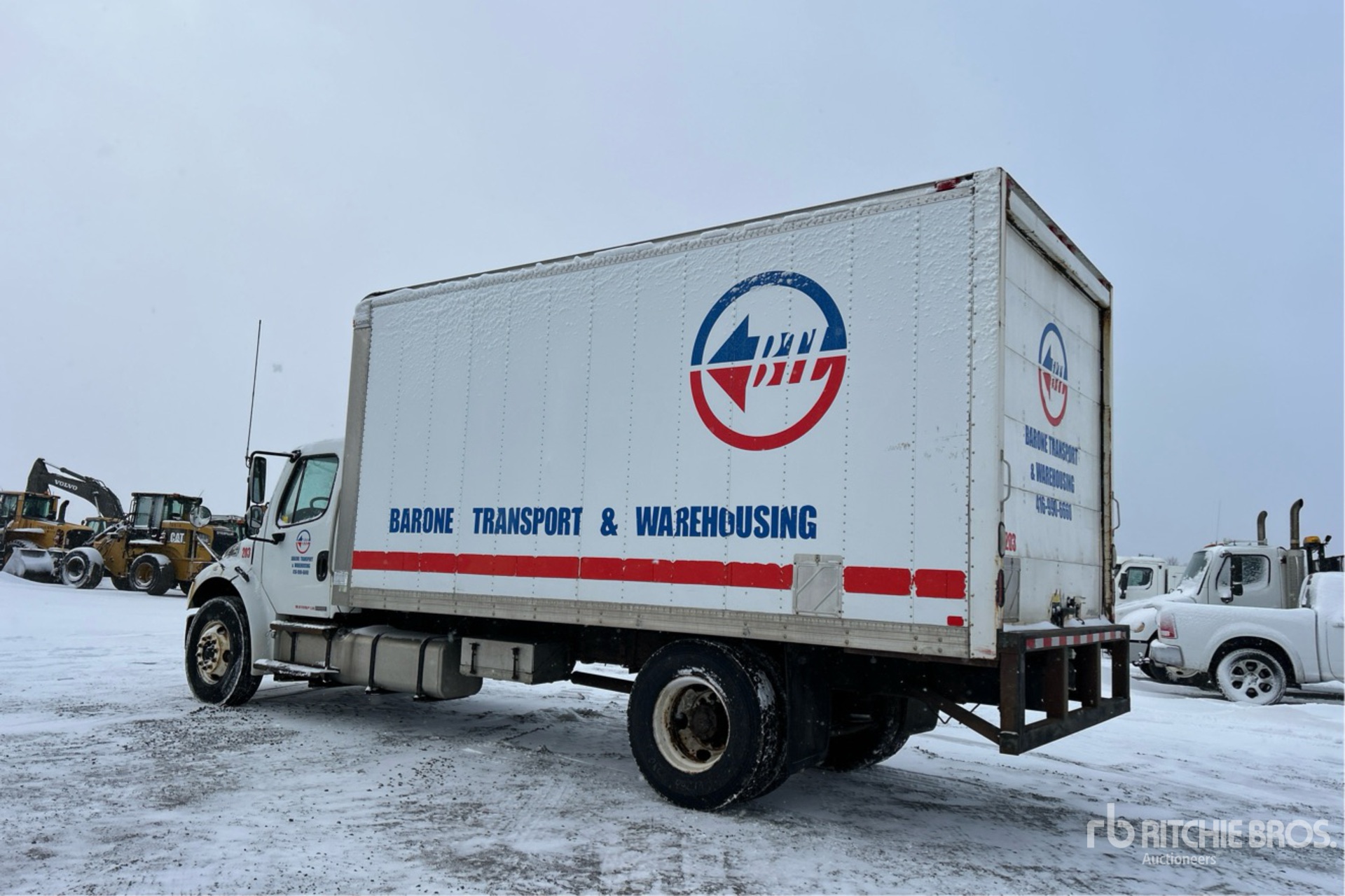 Aspect général with Image, coin arrière gauche