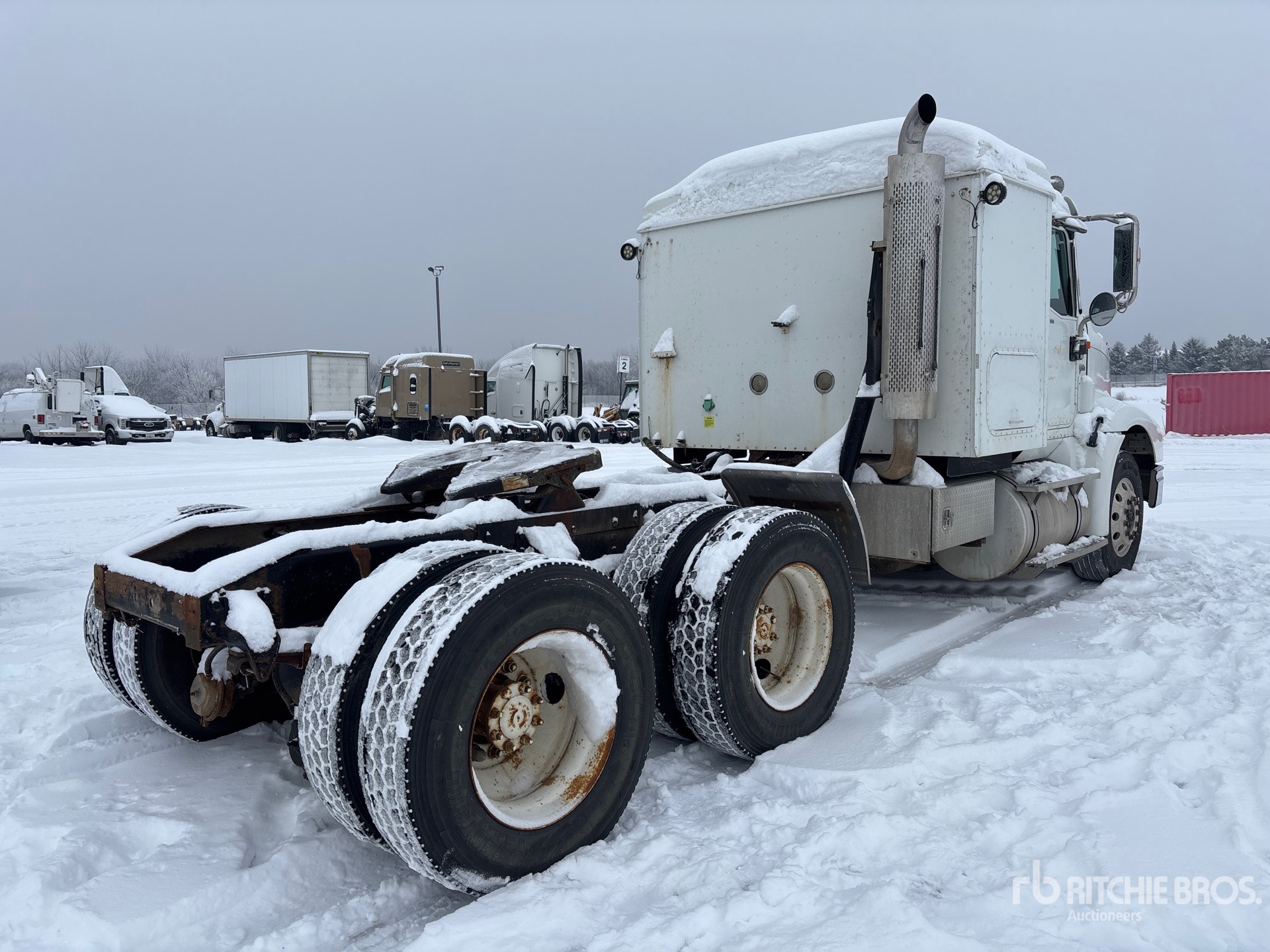 Aspect général with Image, coin arrière droit