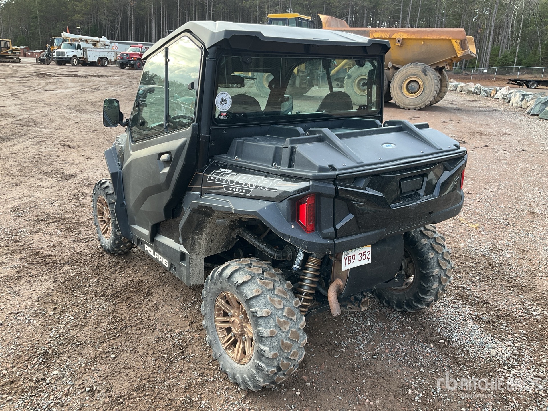 General Appearance with Picture, Left Rear Corner