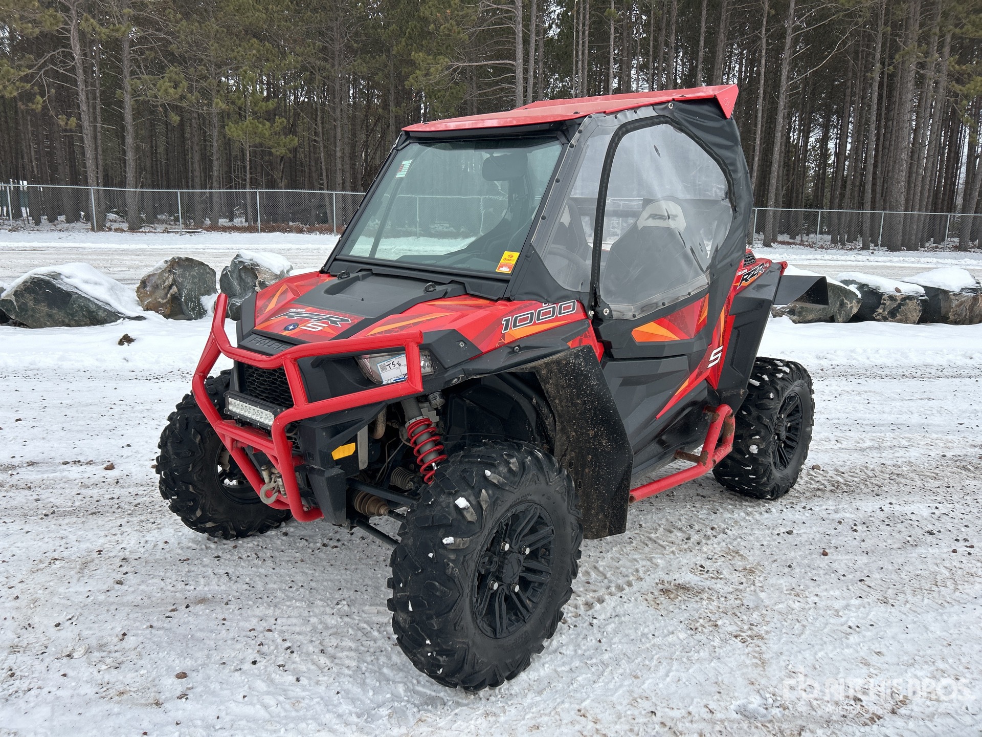 General Appearance with Featured Photo