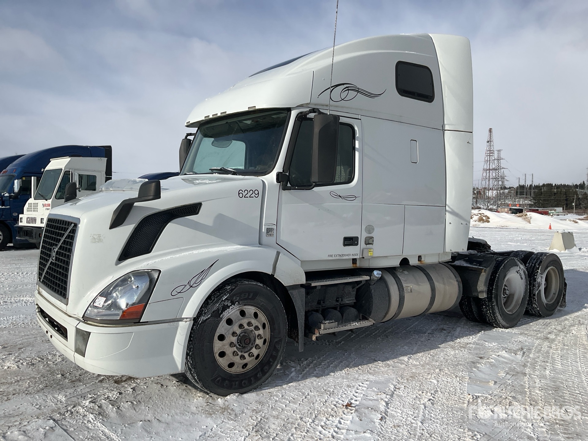 General Appearance with Picture, Left Front Corner