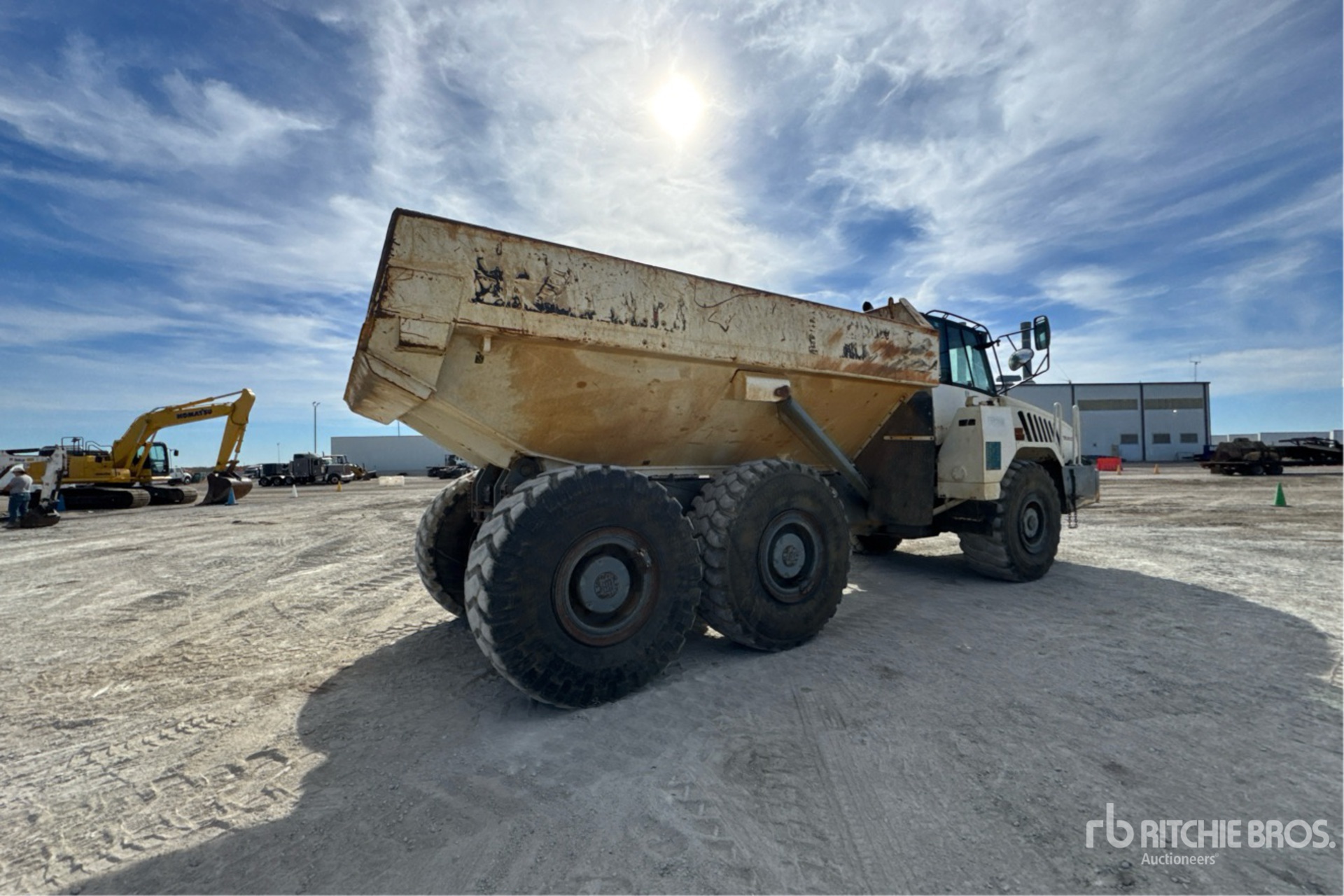 General Appearance with Imagen: esquina trasera derecha