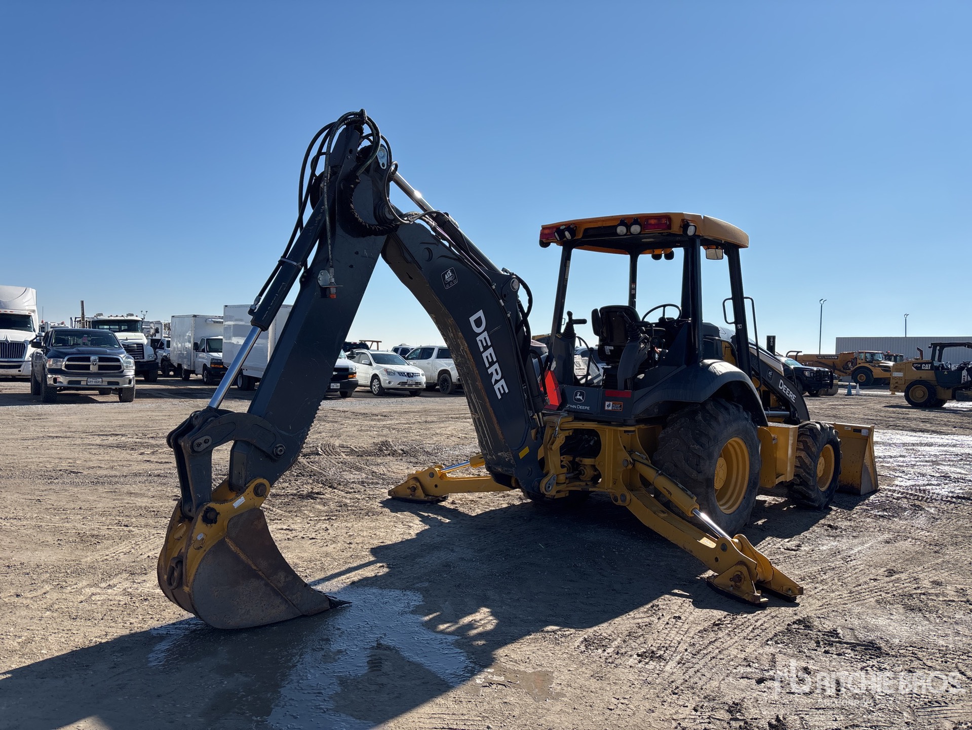 General Appearance with Foto, angolo anteriore sinistro