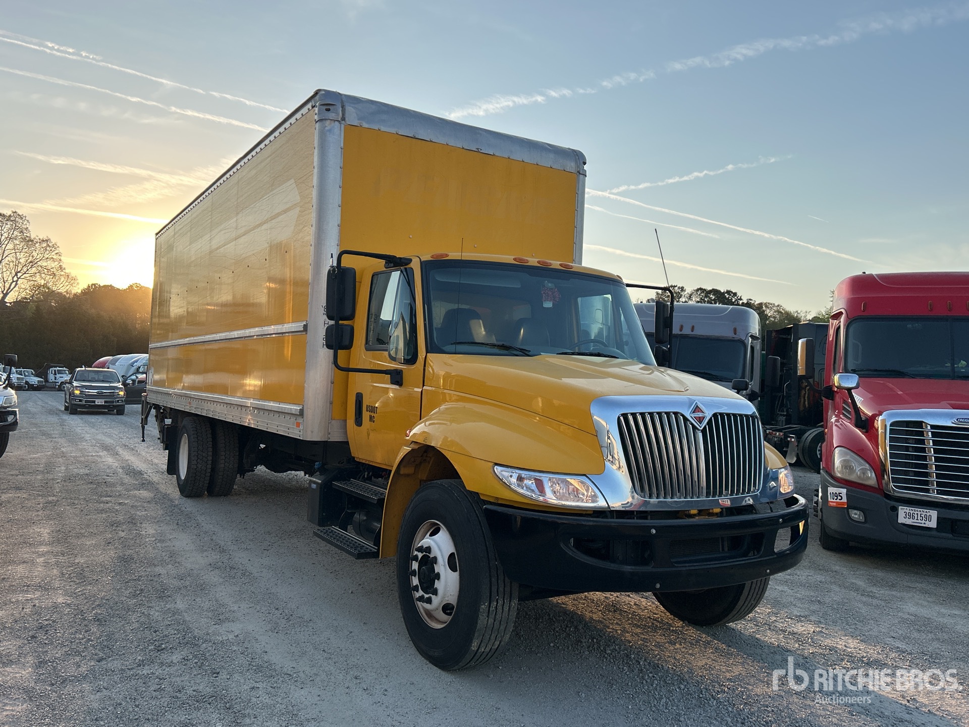 General Appearance with Image, coin avant droit