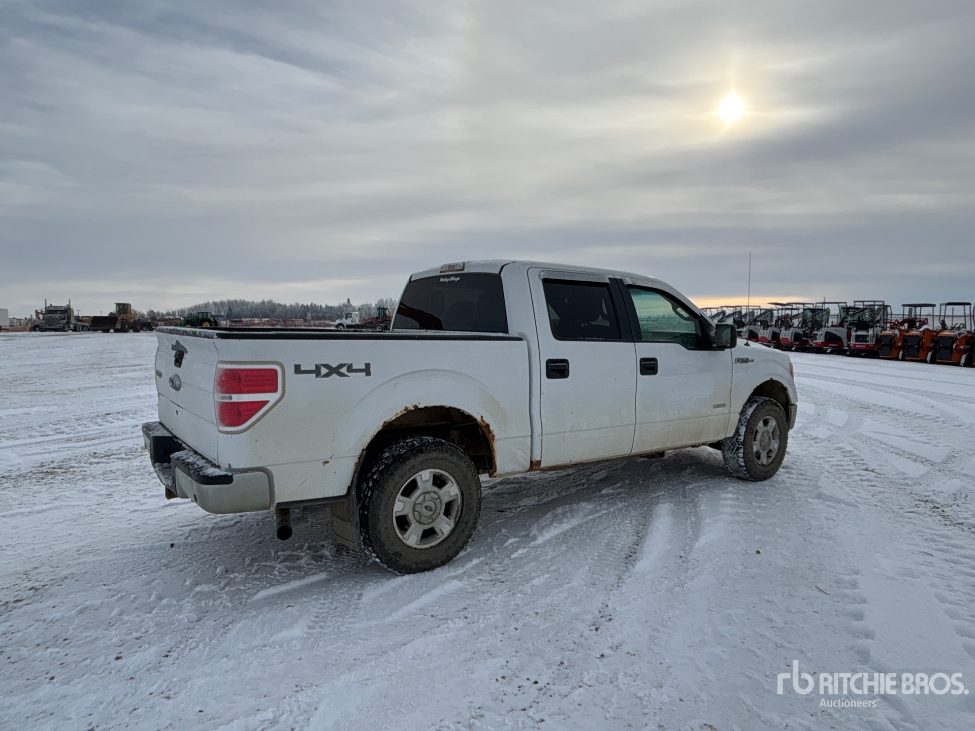 General Appearance with Imagen: esquina trasera derecha