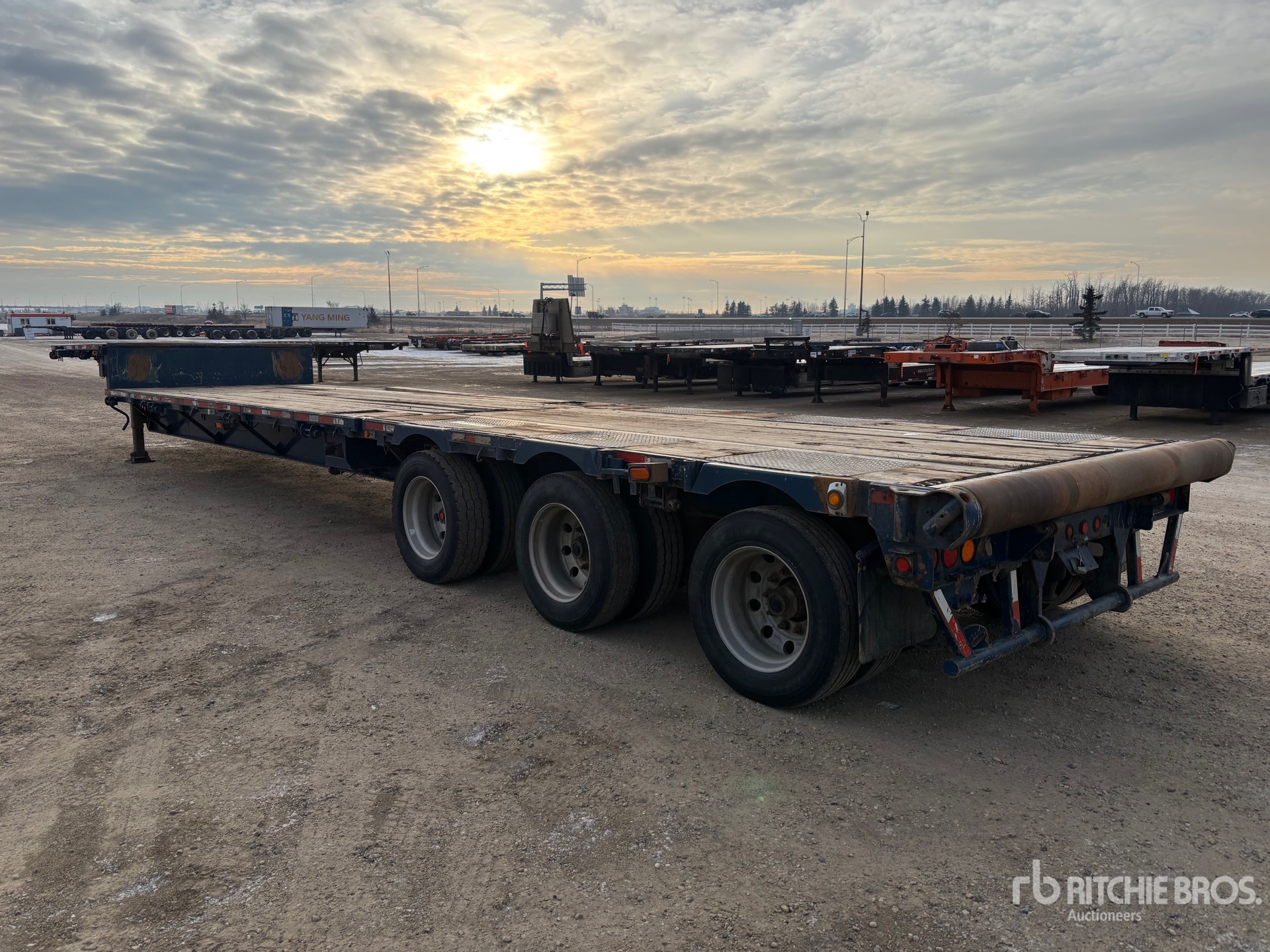 General Appearance with Imagen: esquina trasera izquierda