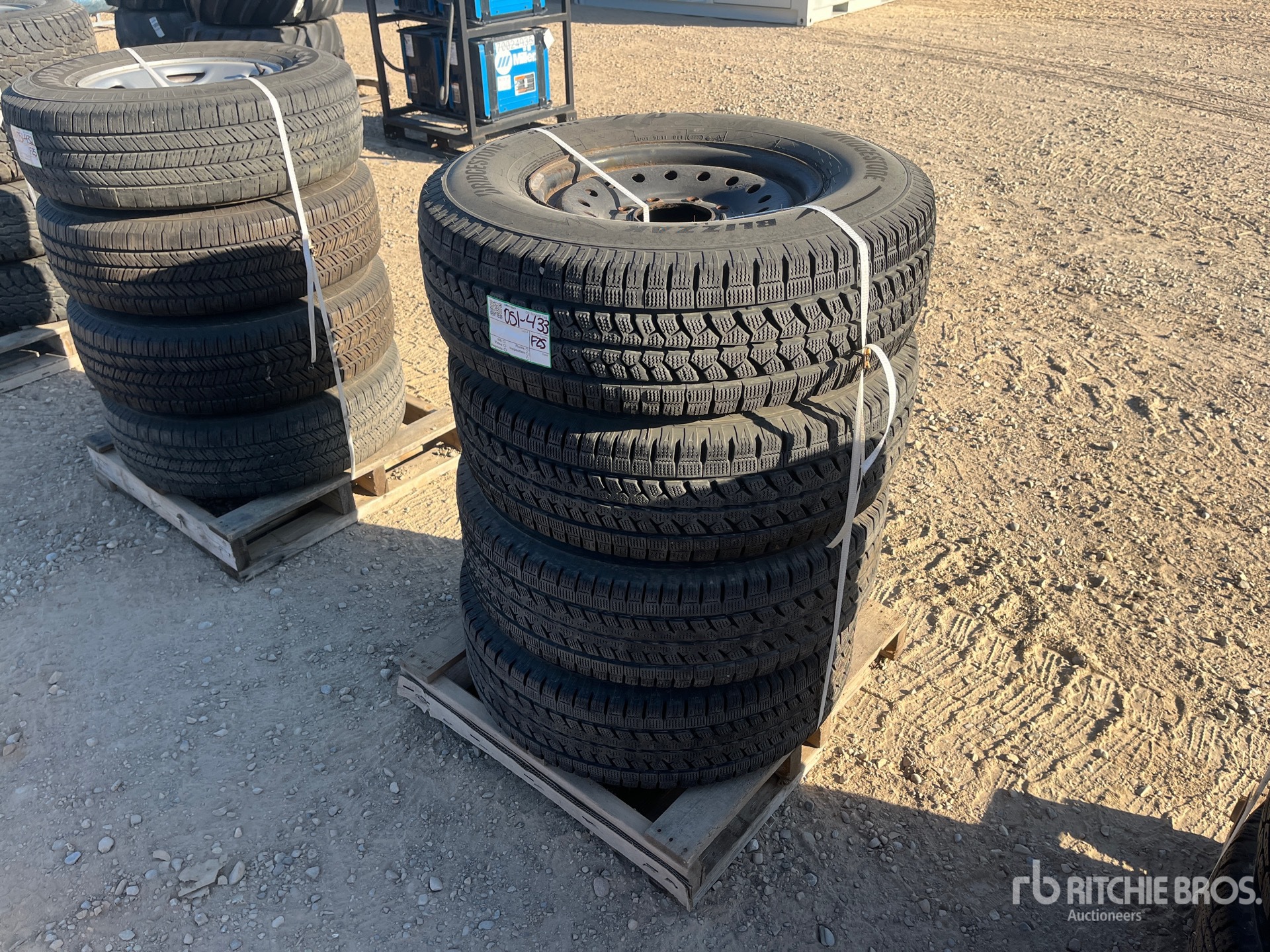 General Appearance with Imagen: esquina delantera derecha