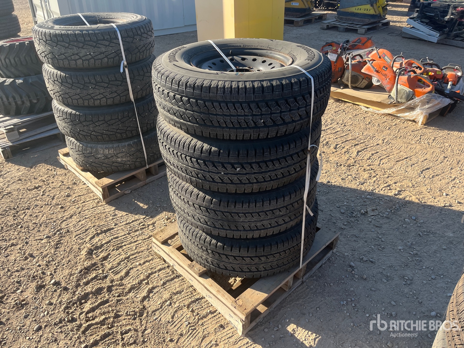 General Appearance with Imagen: esquina trasera izquierda