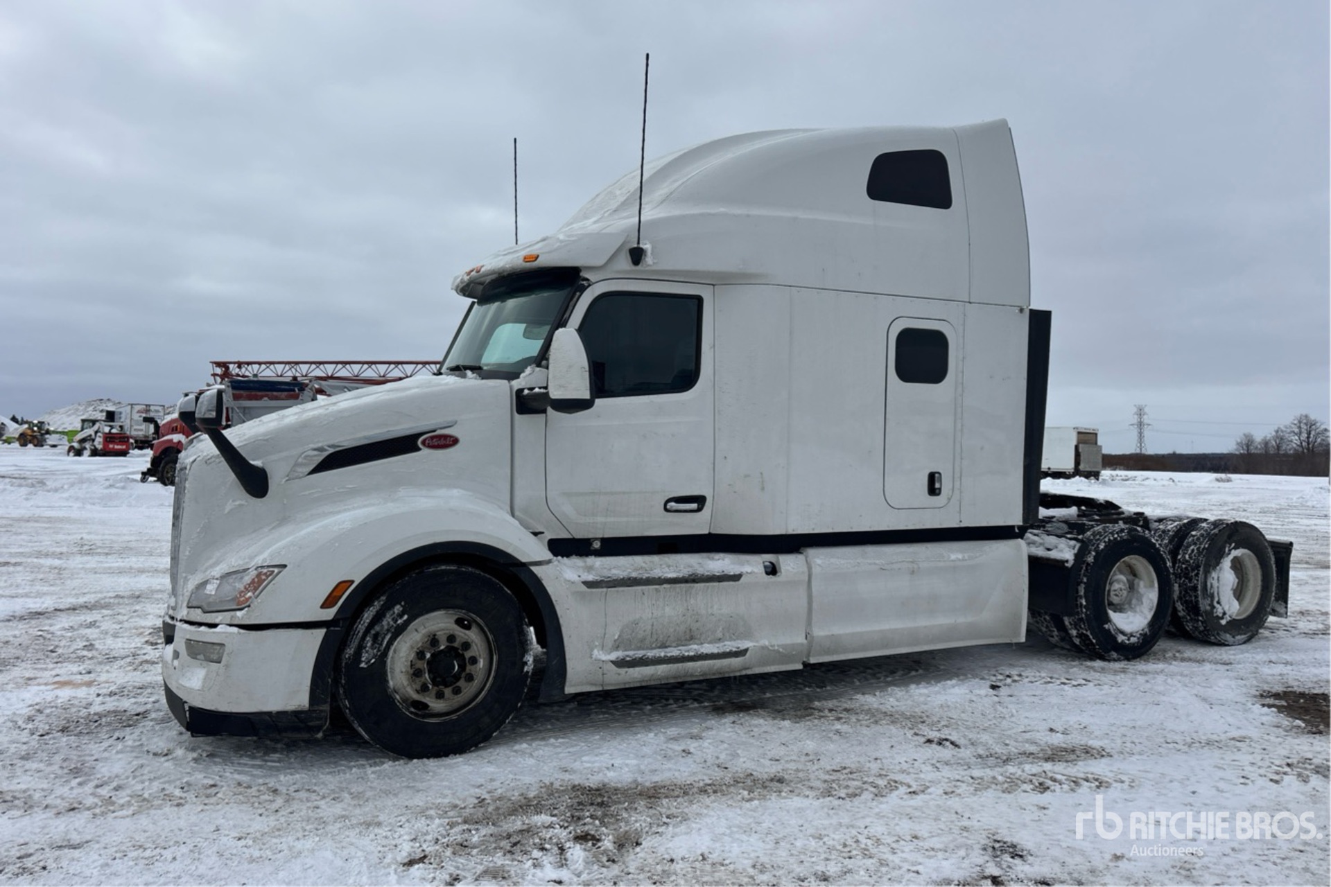 General Appearance with Picture, Left Front Corner