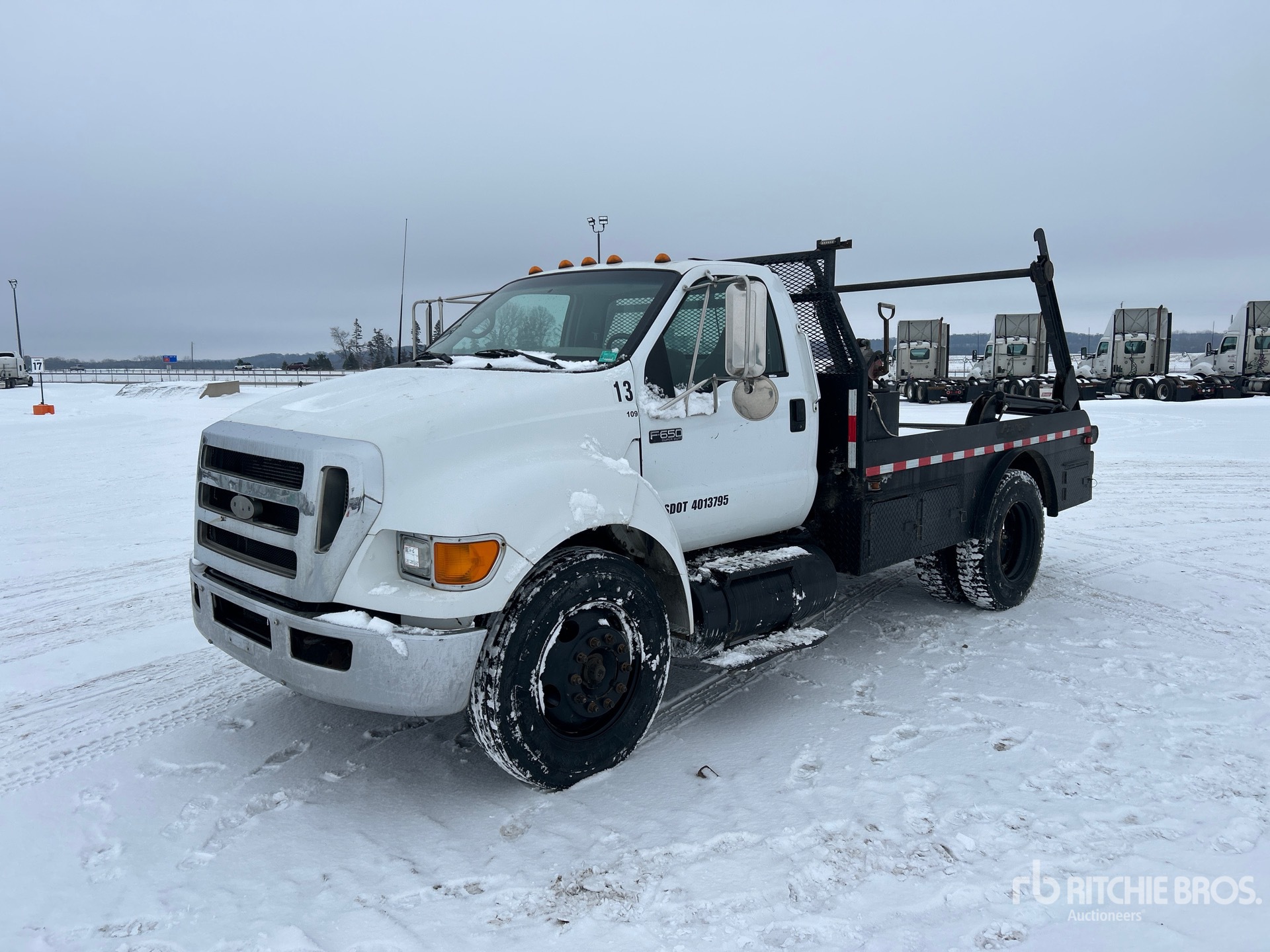 General Appearance with Image, coin avant gauche