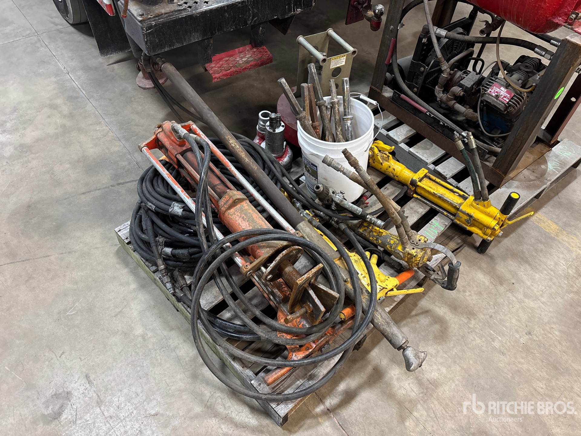 Aspect général with Image, coin avant droit