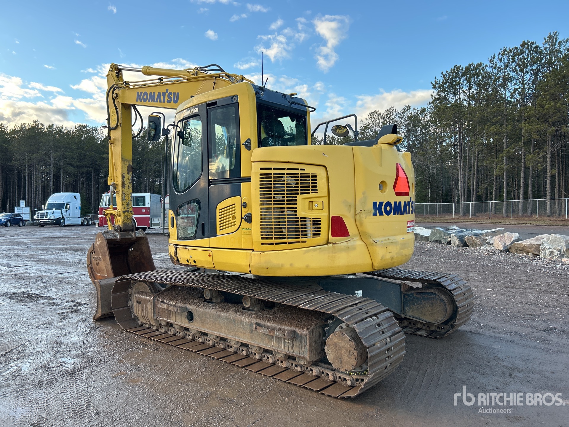 General Appearance with Picture, Left Rear Corner