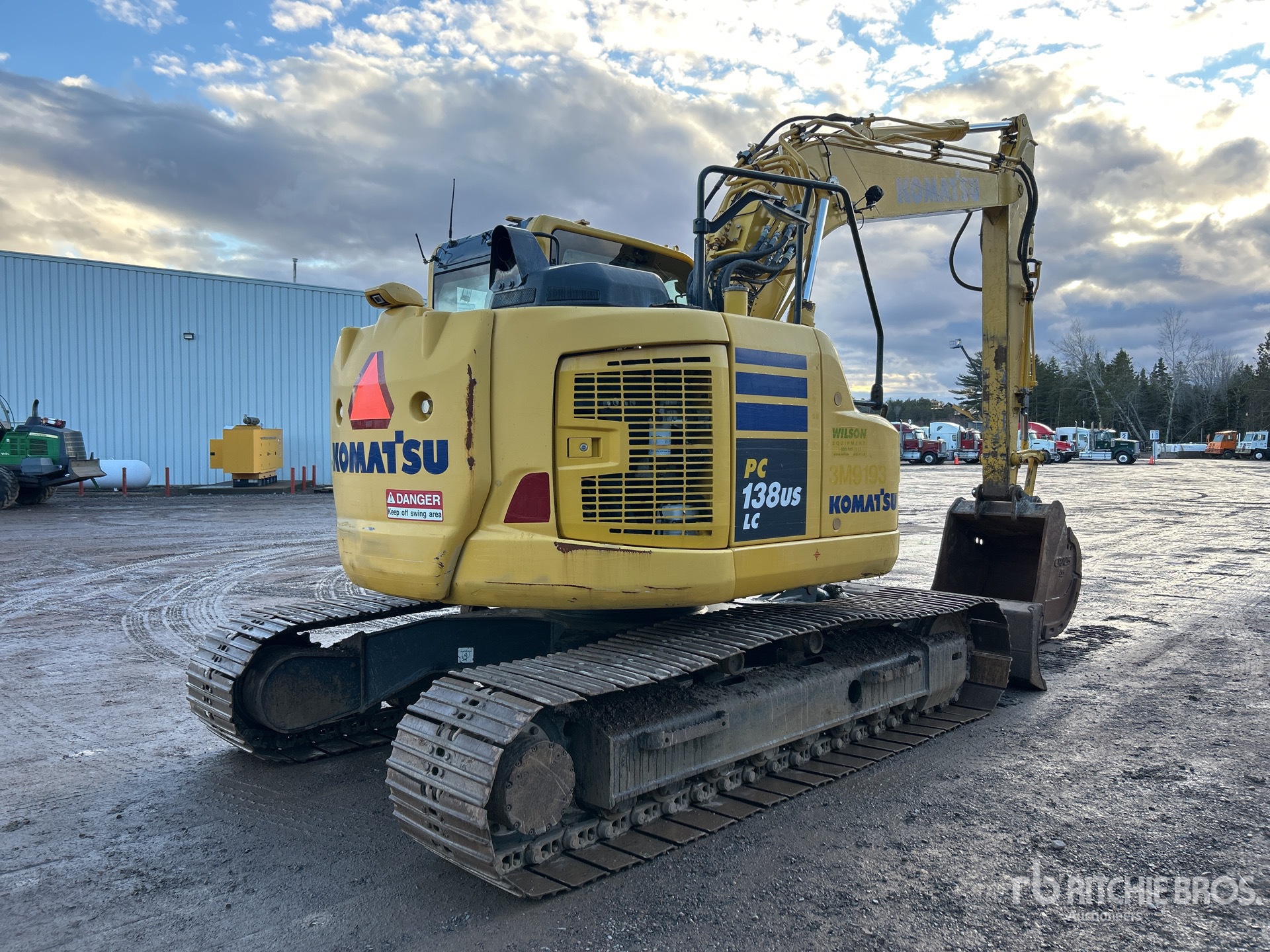 General Appearance with Picture, Right Rear Corner