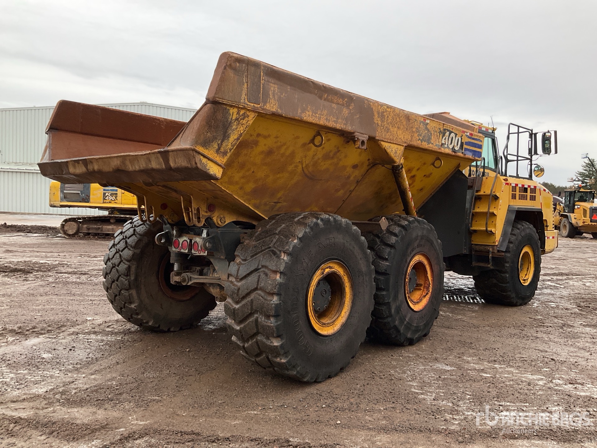 General Appearance with Picture, Right Rear Corner