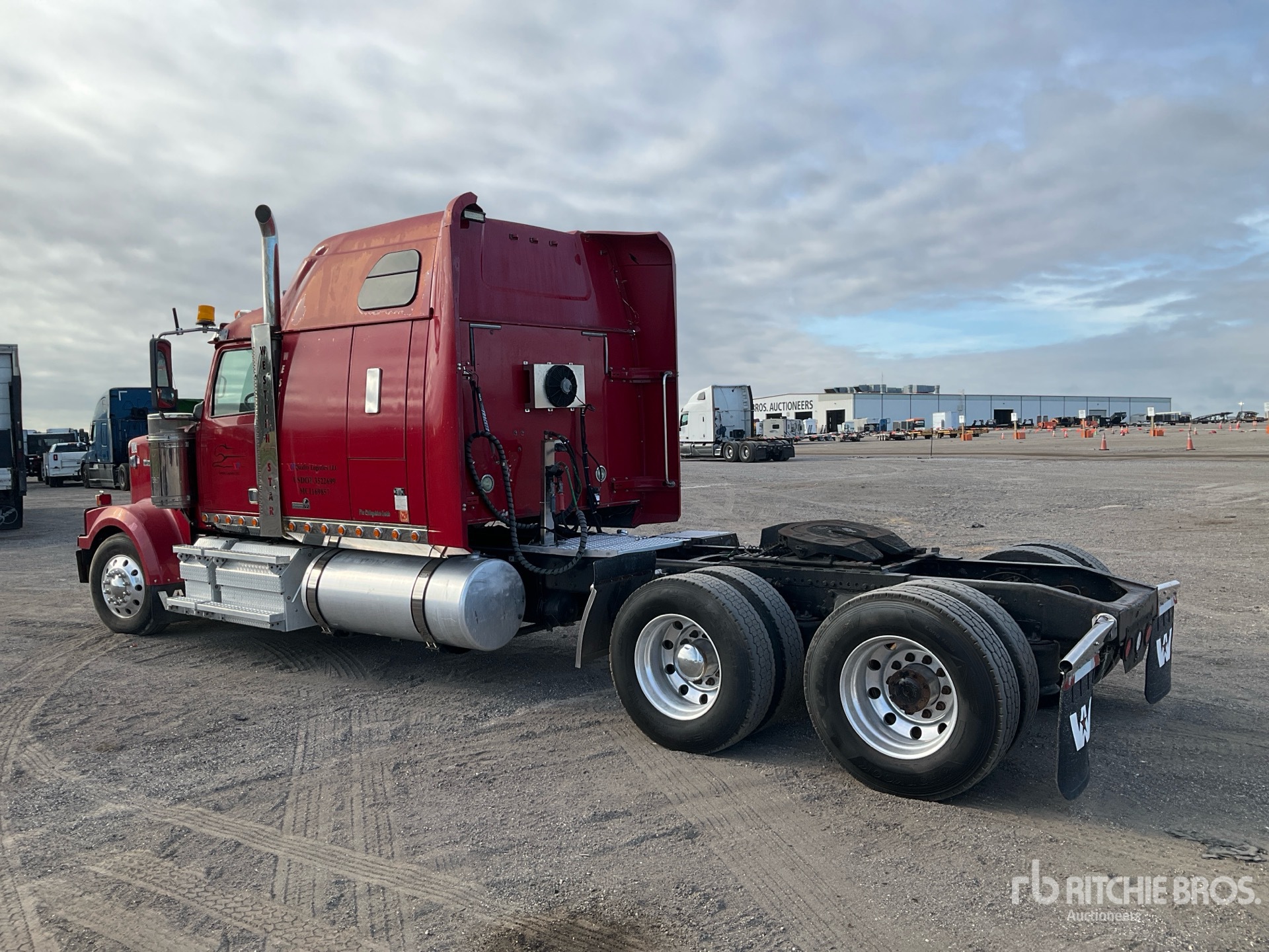 General Appearance with Picture, Left Rear Corner